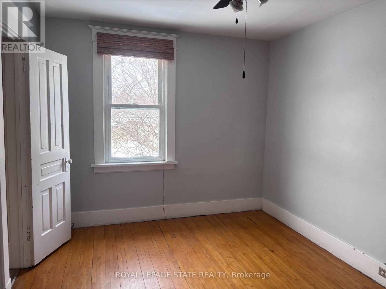 45 Chaplin Avenue, St. Catharines, Ontario  L2R 2E7 - Photo 15 - X12843262