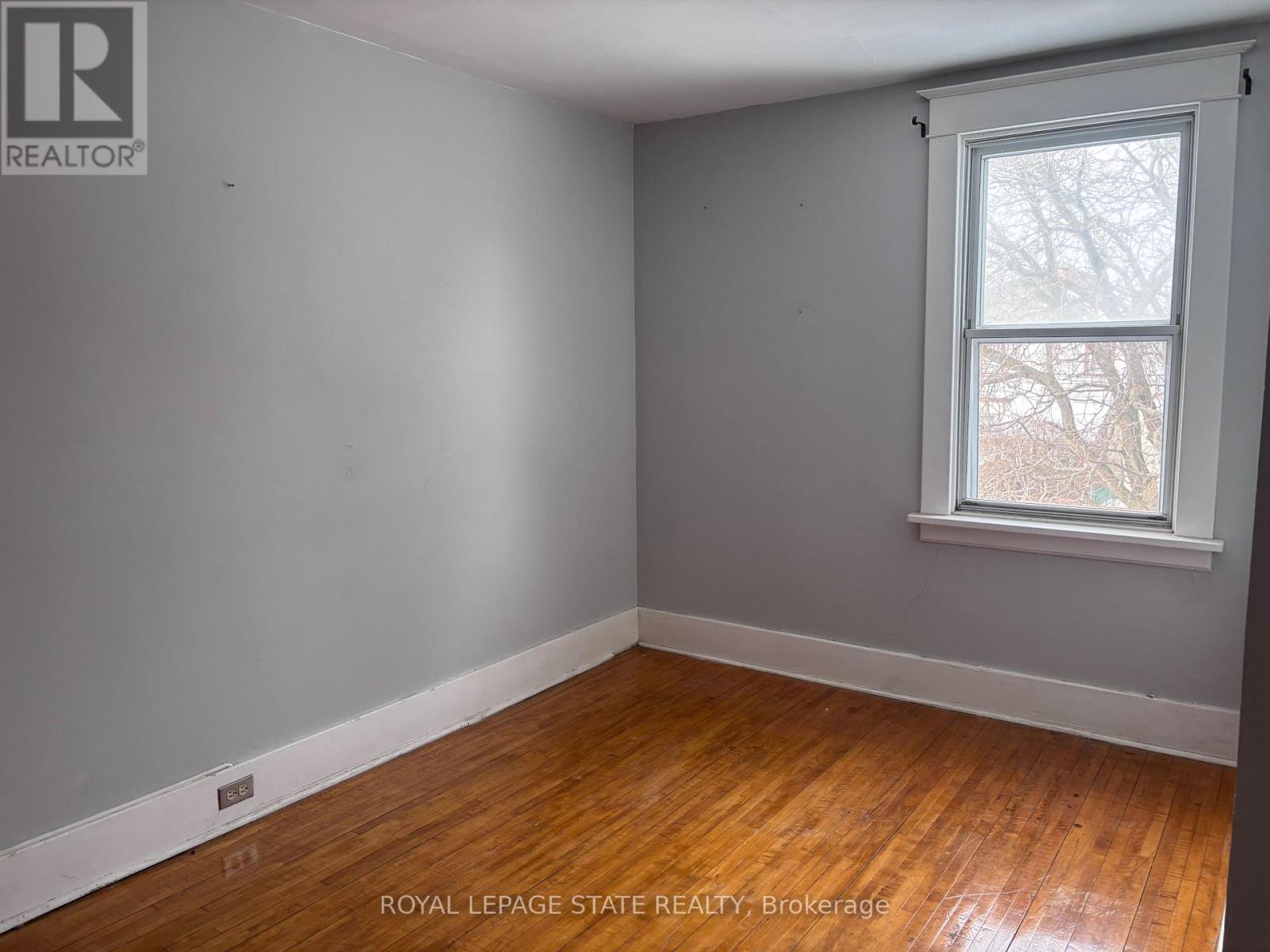 45 Chaplin Avenue, St. Catharines, Ontario  L2R 2E7 - Photo 16 - X12843262