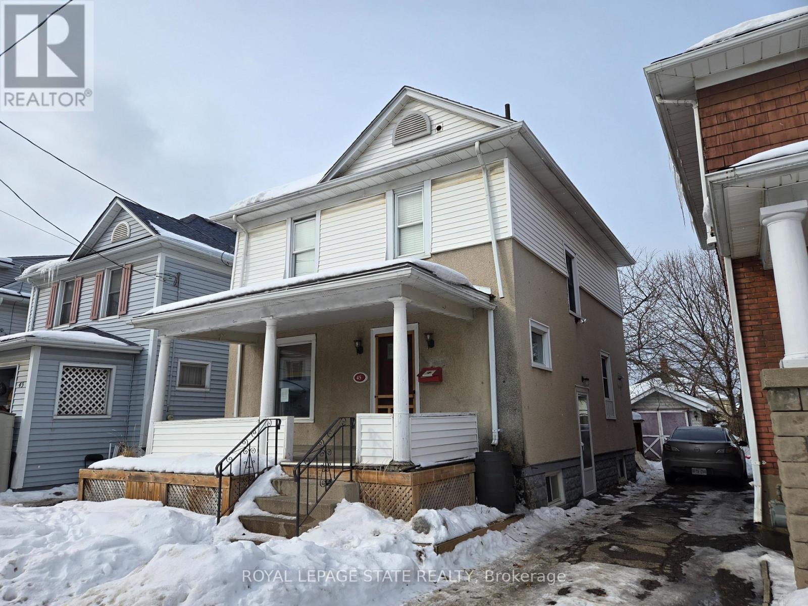 45 Chaplin Avenue, St. Catharines, Ontario  L2R 2E7 - Photo 2 - X12843262