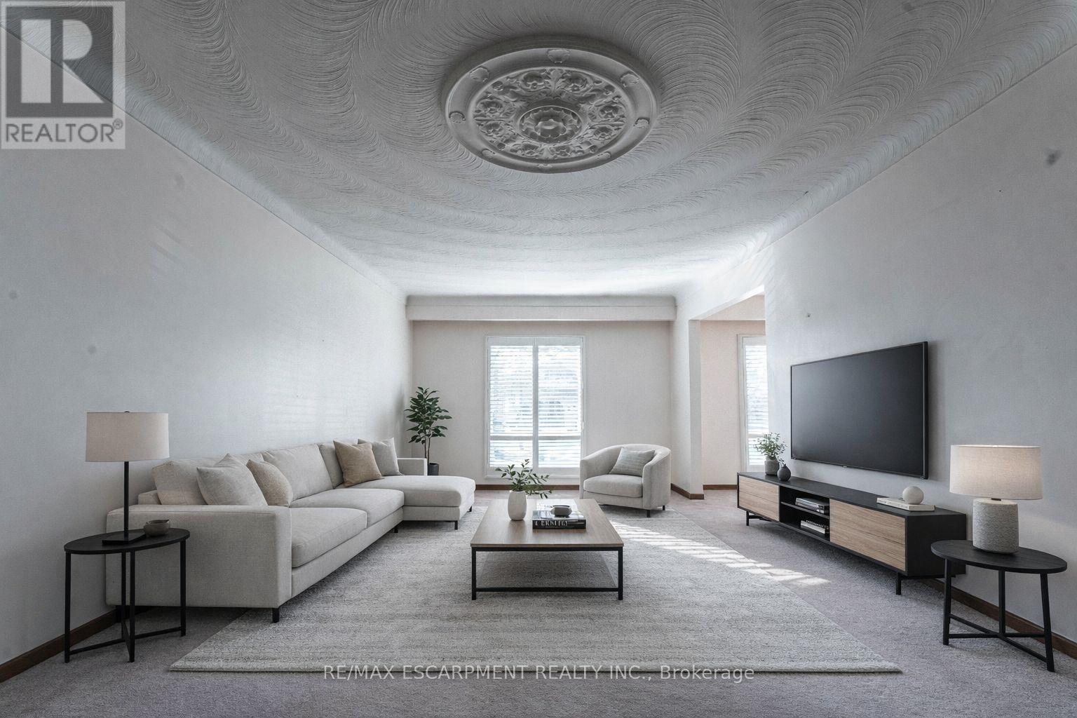 14 Eagleson Drive, St. Catharines, Ontario  L2M 7J4 - Photo 4 - X12843298