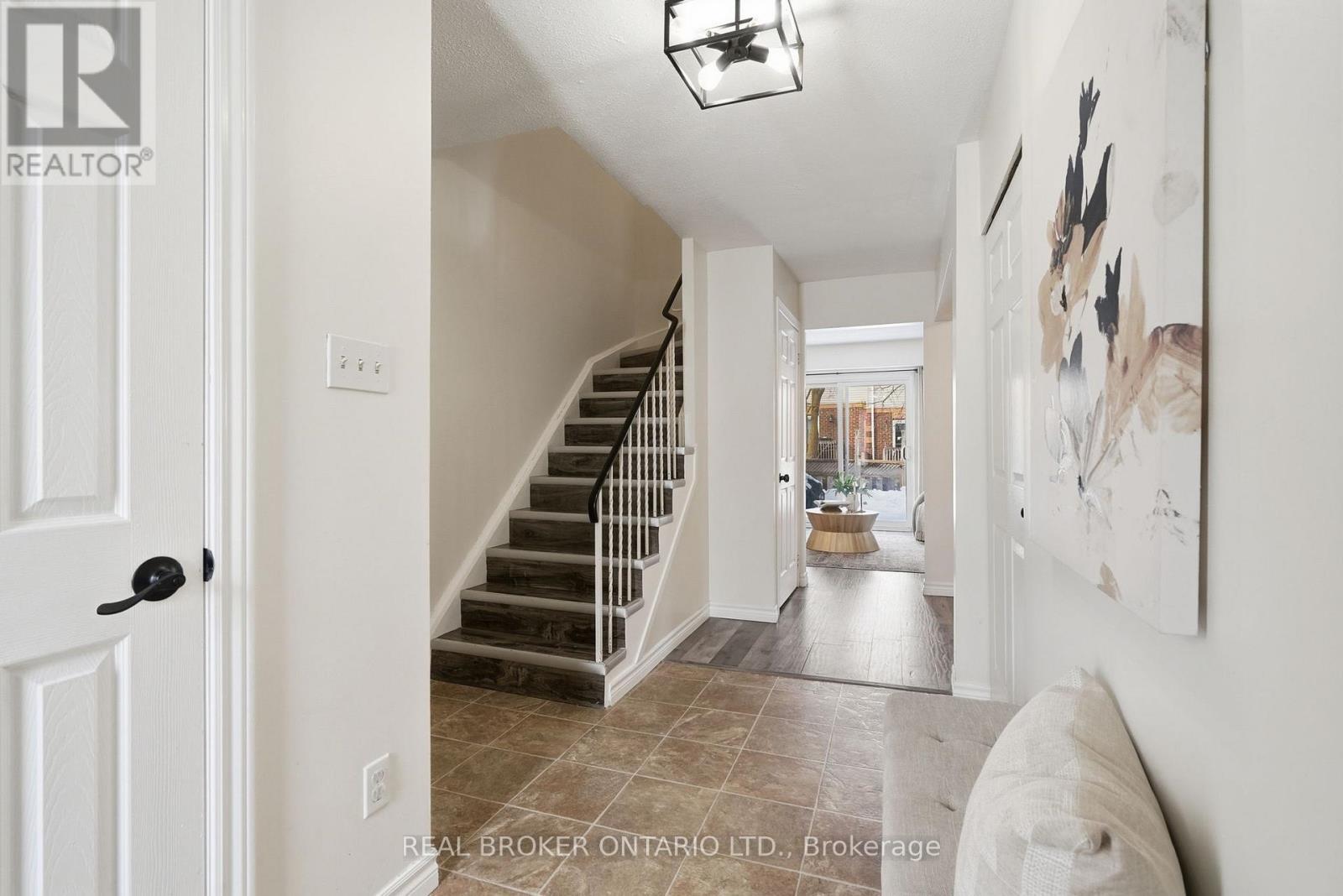 11 - 325 William Street, Shelburne, Ontario  L9V 2X5 - Photo 4 - X12843314