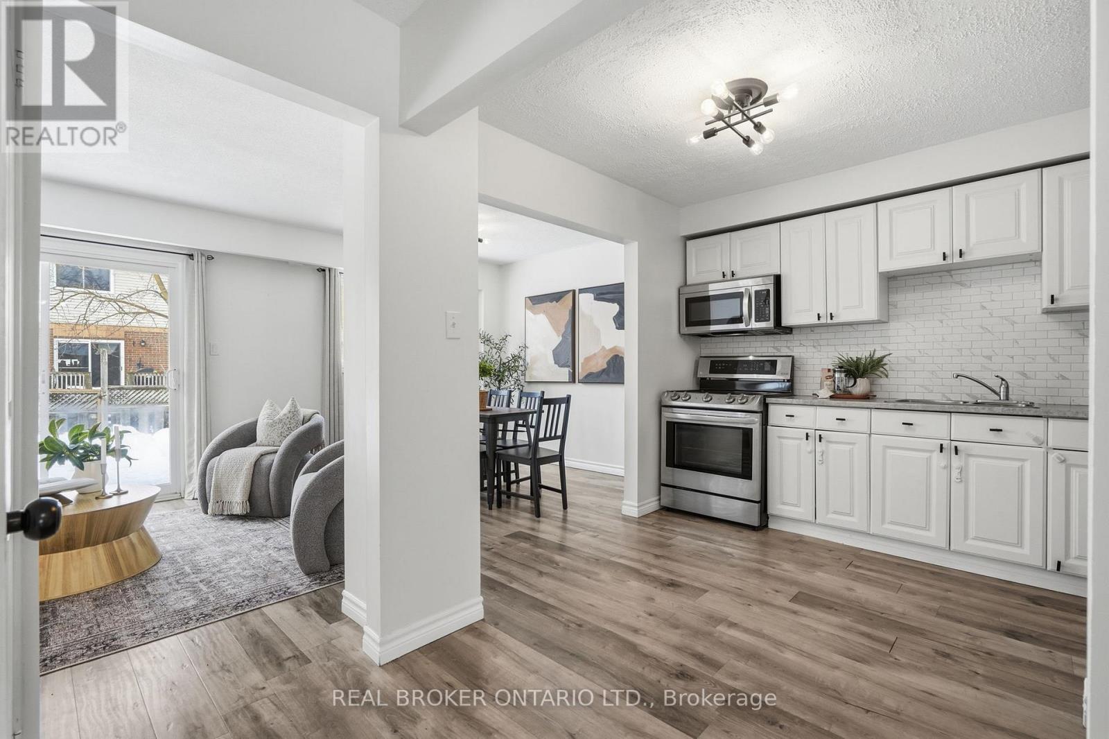 11 - 325 William Street, Shelburne, Ontario  L9V 2X5 - Photo 8 - X12843314