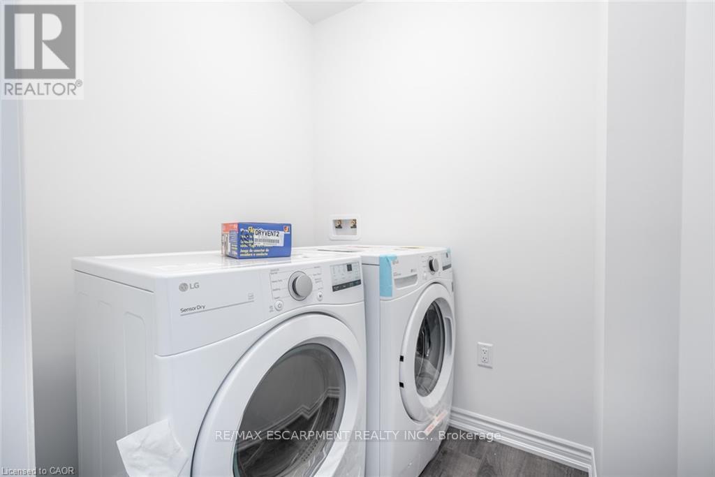 4874 Connor Drive, Lincoln, Ontario  L3J 0S2 - Photo 14 - X12843344