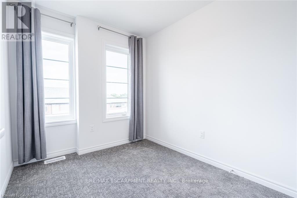 4874 Connor Drive, Lincoln, Ontario  L3J 0S2 - Photo 18 - X12843344