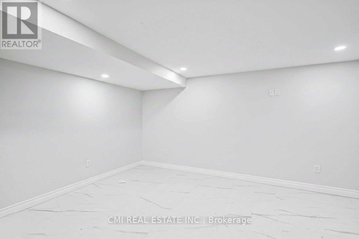 Lower Level - 6476 Maranda Street, Niagara Falls, Ontario  L2G 1Z7 - Photo 10 - X12843358