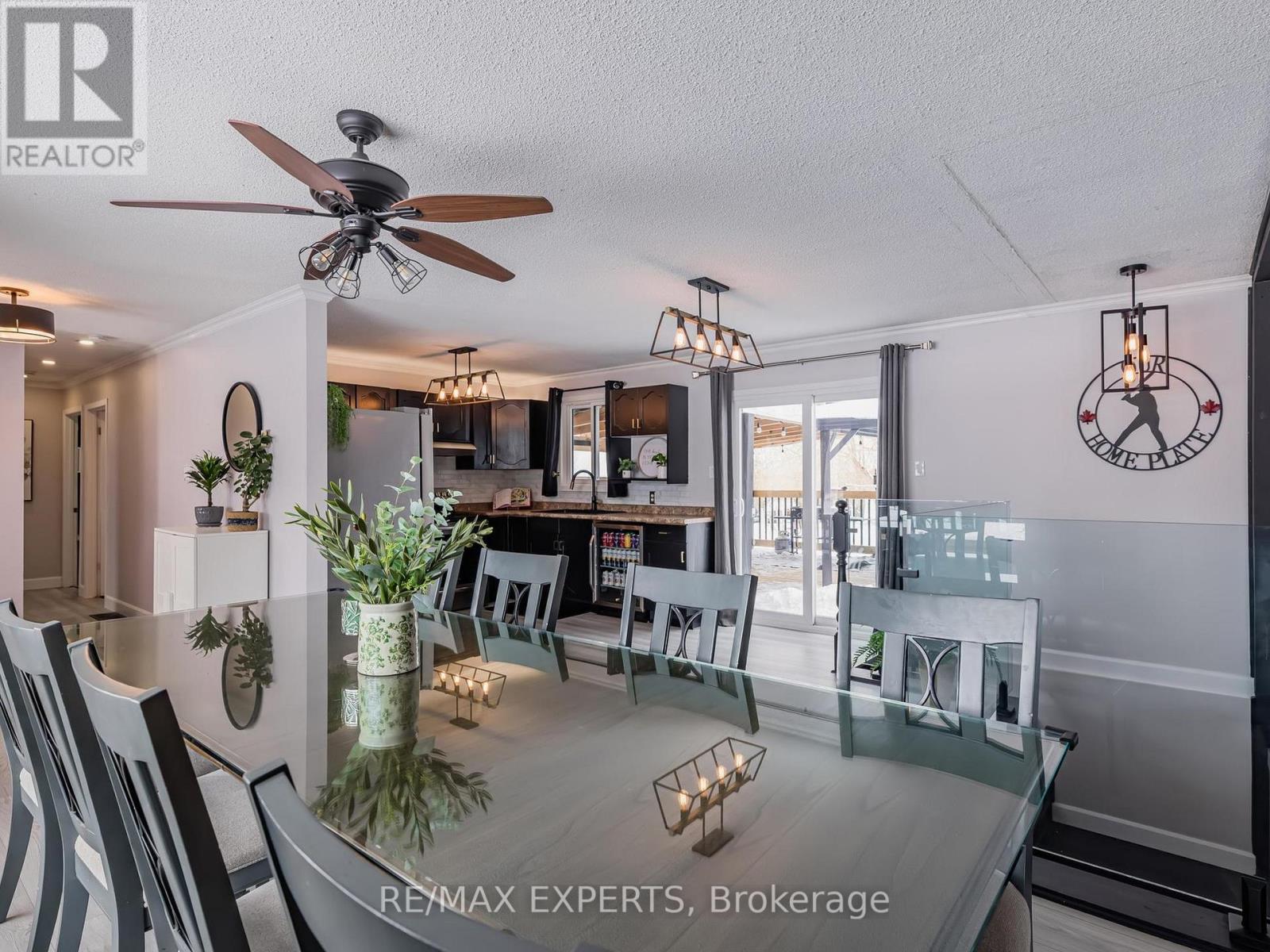 757 Kings Wharf Road, Kawartha Lakes, Ontario  K0M 1A0 - Photo 12 - X12843360