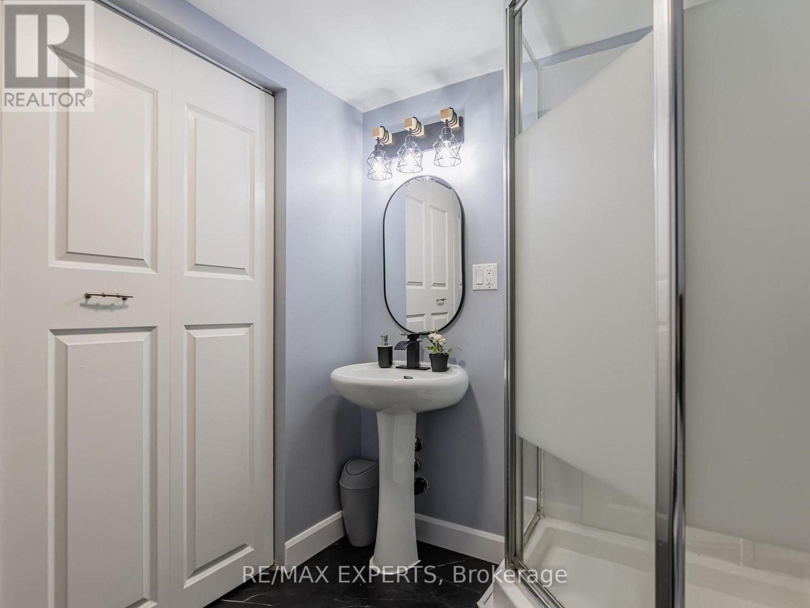 757 Kings Wharf Road, Kawartha Lakes, Ontario  K0M 1A0 - Photo 32 - X12843360