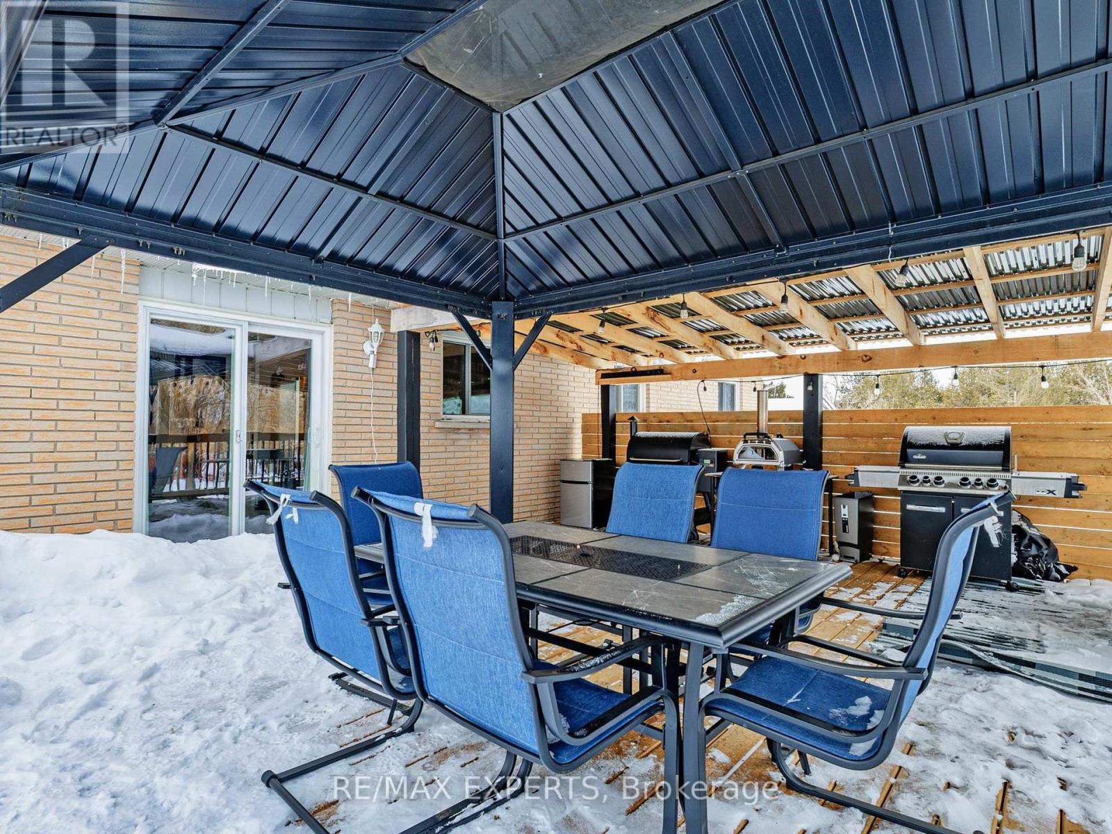 757 Kings Wharf Road, Kawartha Lakes, Ontario  K0M 1A0 - Photo 36 - X12843360