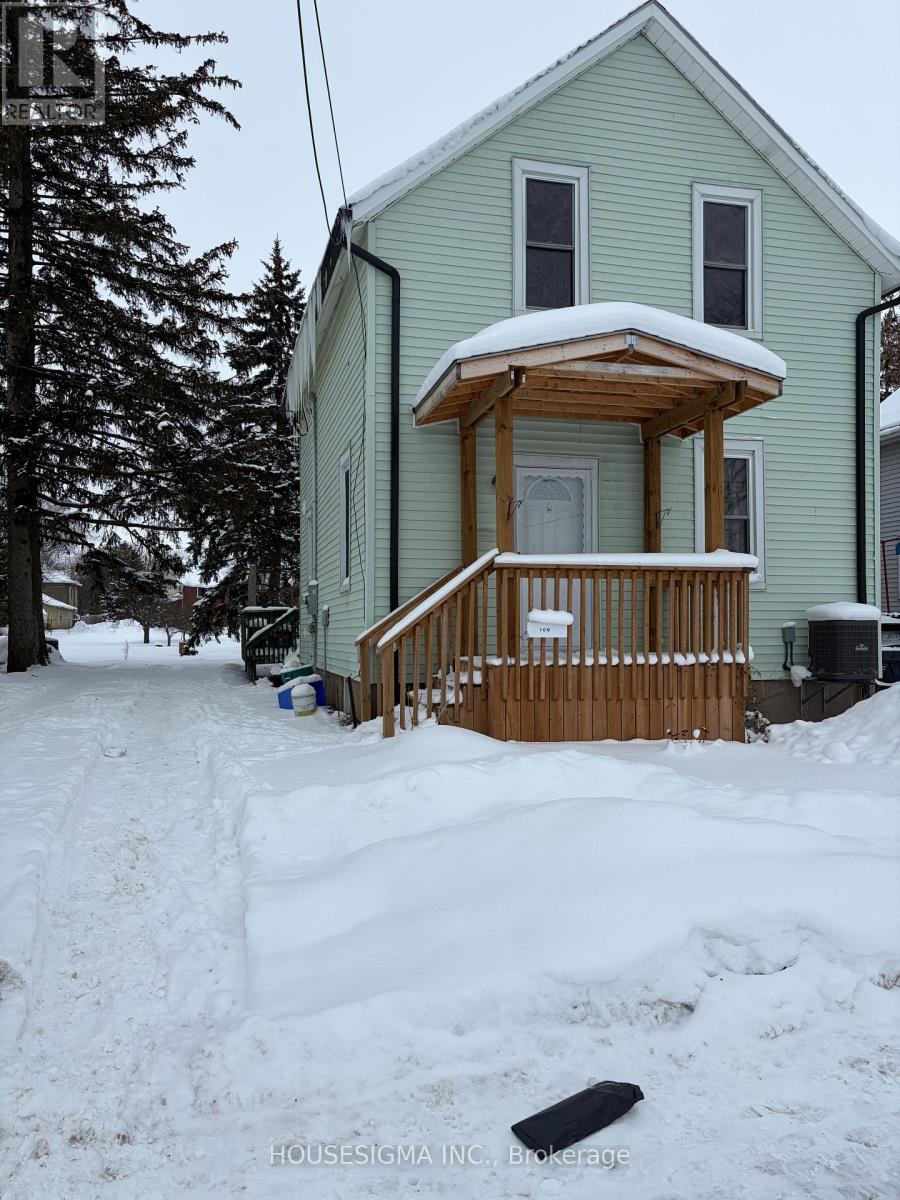 109 John Street E, East Zorra-Tavistock, Ontario  N0B 2R0 - Photo 2 - X12843418