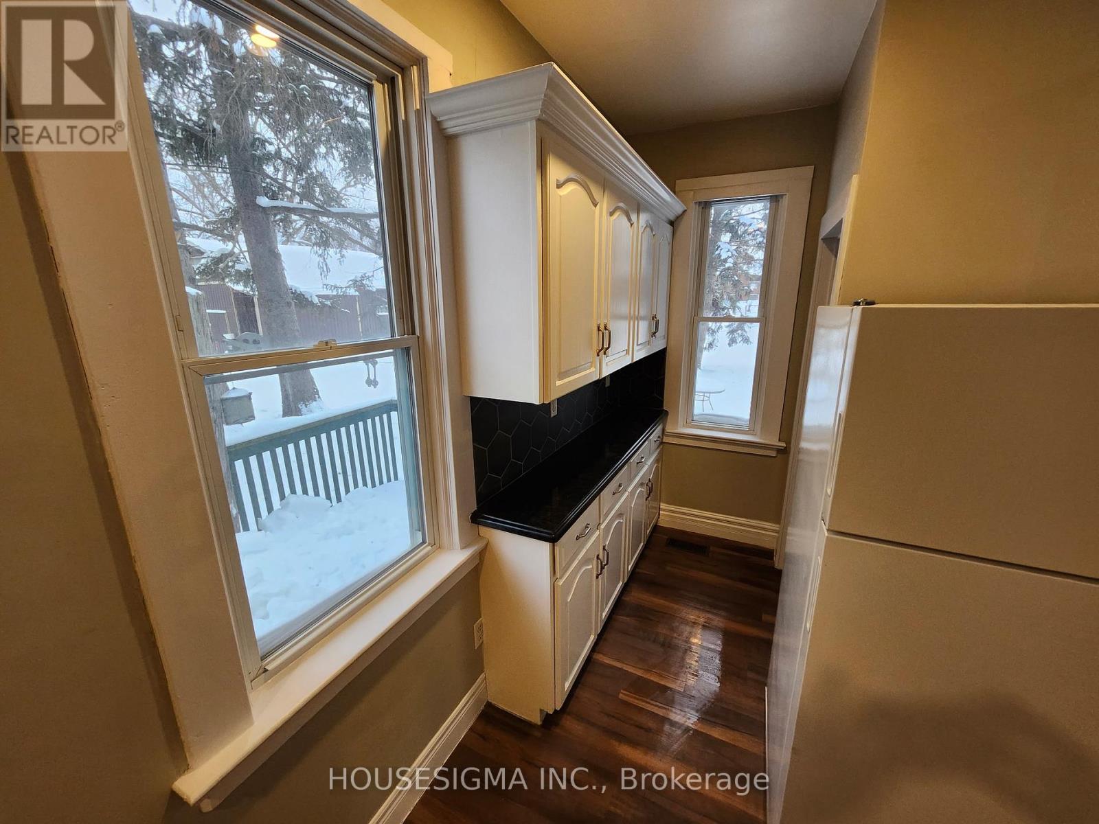 109 John Street E, East Zorra-Tavistock, Ontario  N0B 2R0 - Photo 6 - X12843418