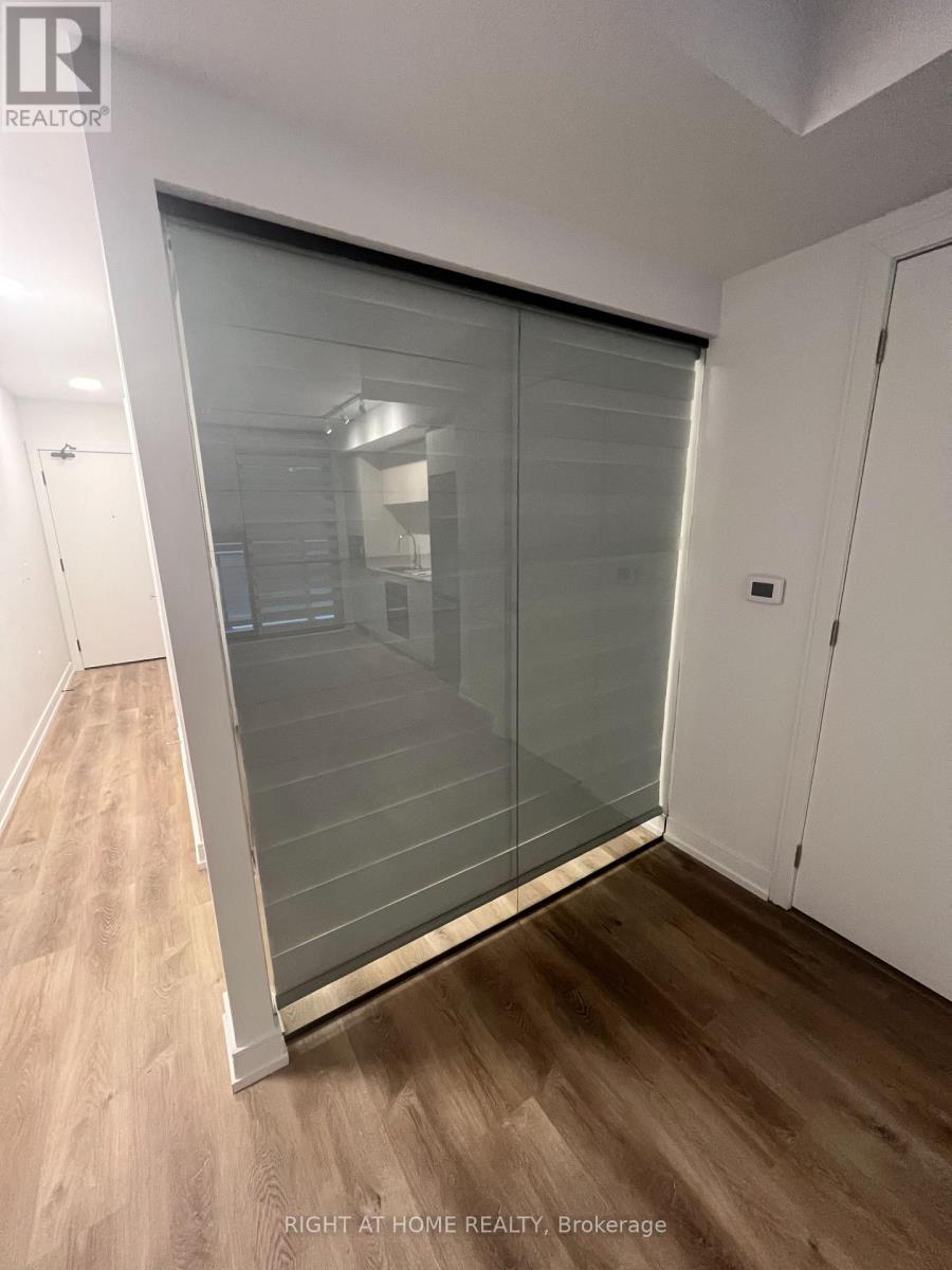 619 - 1 Jarvis Street, Hamilton, Ontario  L8R 1M2 - Photo 7 - X12843434