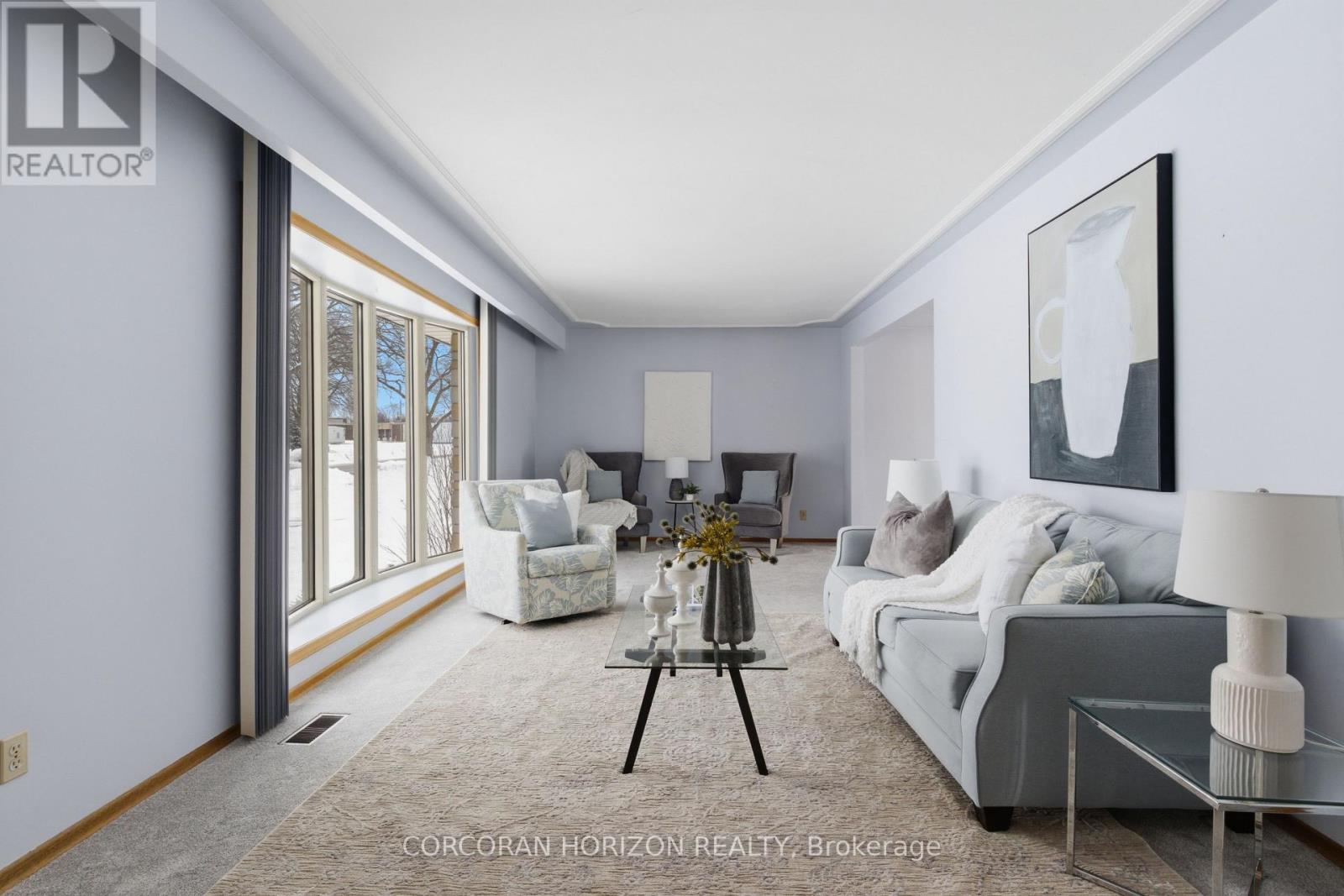 15 Confederation Drive, Kitchener, Ontario  N2B 2X3 - Photo 10 - X12843440