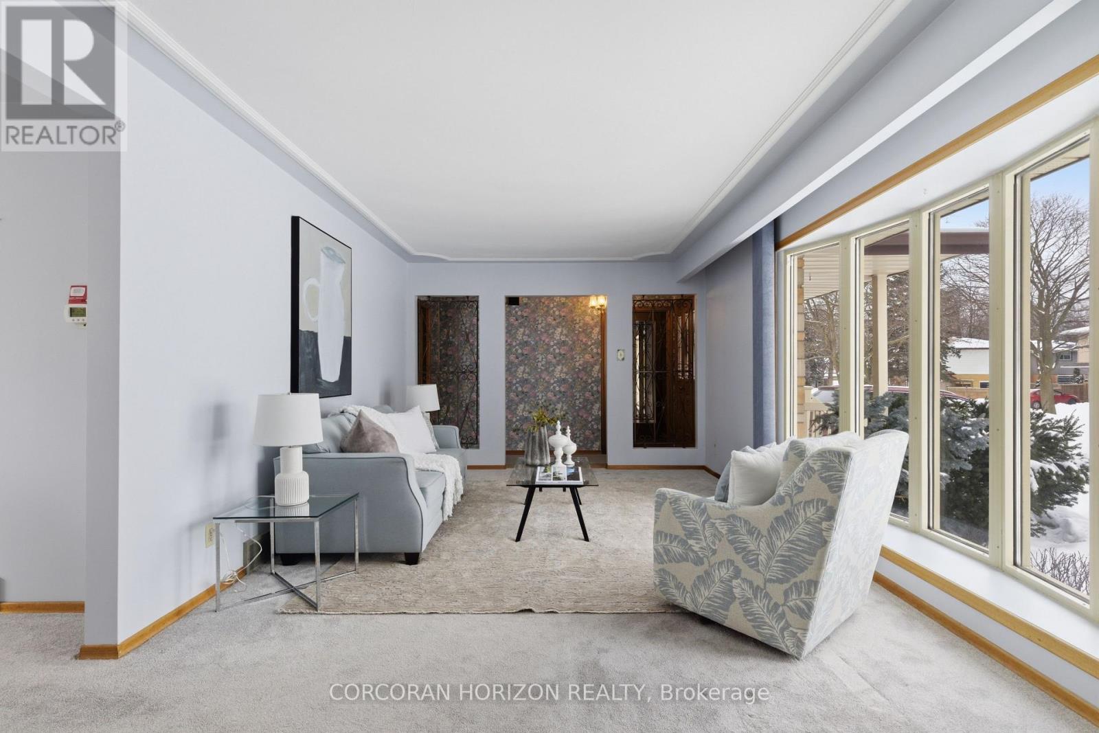 15 Confederation Drive, Kitchener, Ontario  N2B 2X3 - Photo 11 - X12843440