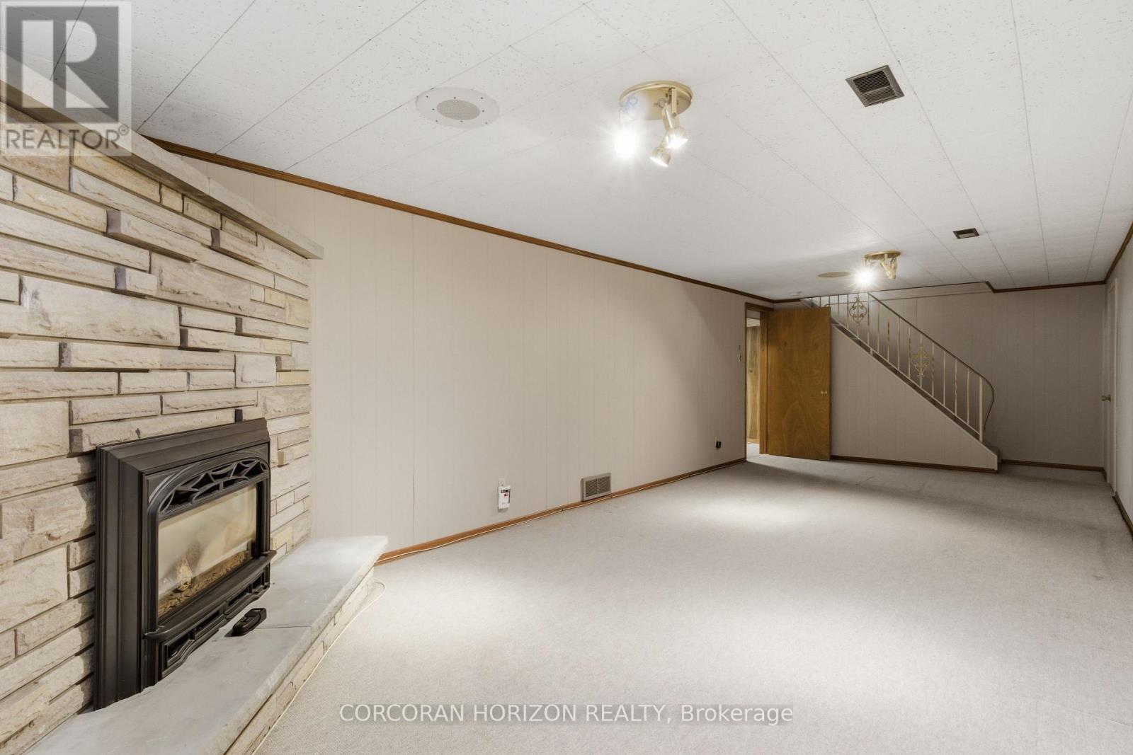 15 Confederation Drive, Kitchener, Ontario  N2B 2X3 - Photo 31 - X12843440