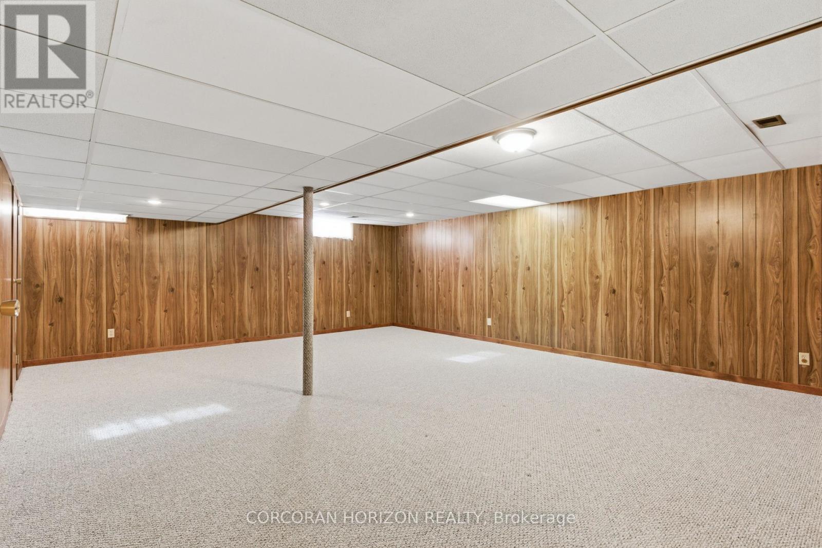 15 Confederation Drive, Kitchener, Ontario  N2B 2X3 - Photo 32 - X12843440