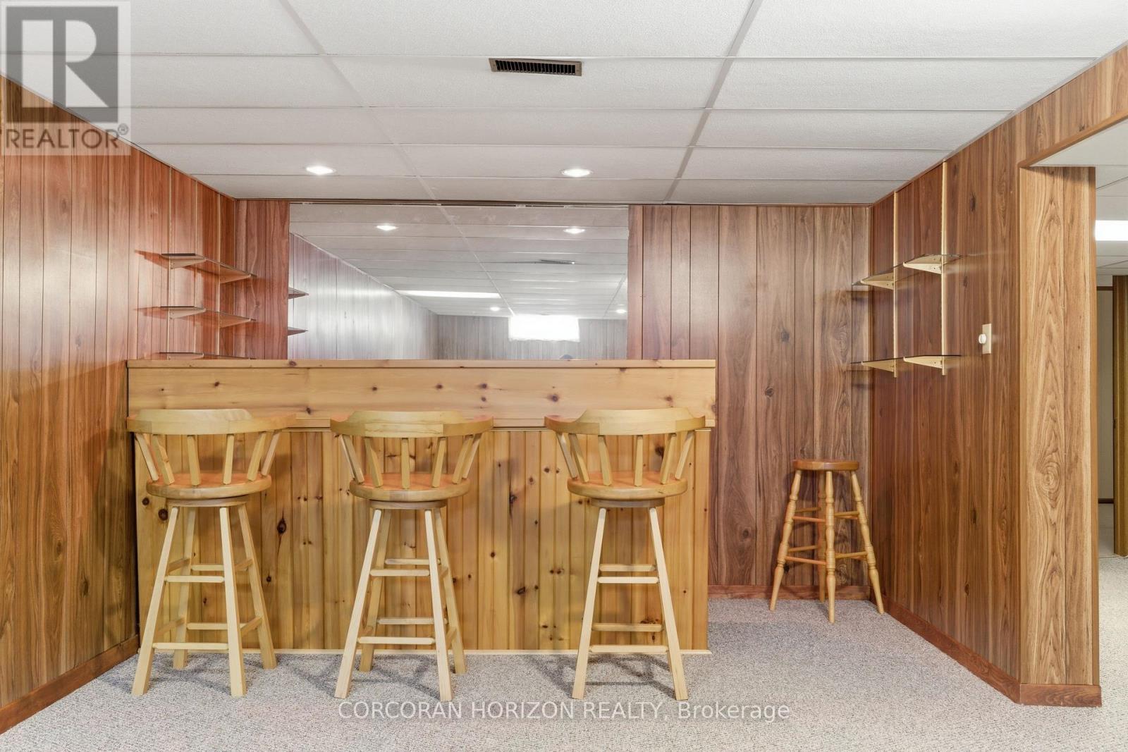 15 Confederation Drive, Kitchener, Ontario  N2B 2X3 - Photo 34 - X12843440