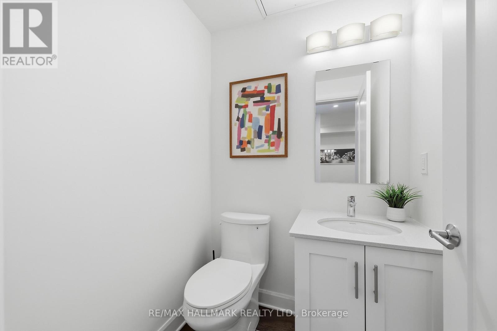 318 - 129b South Street, Gananoque, Ontario  K7G 0B1 - Photo 11 - X12843444