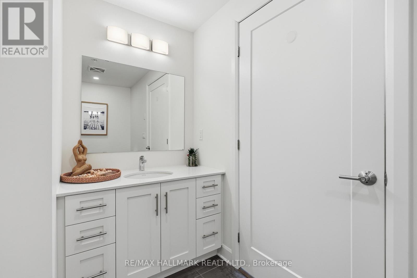 318 - 129b South Street, Gananoque, Ontario  K7G 0B1 - Photo 21 - X12843444