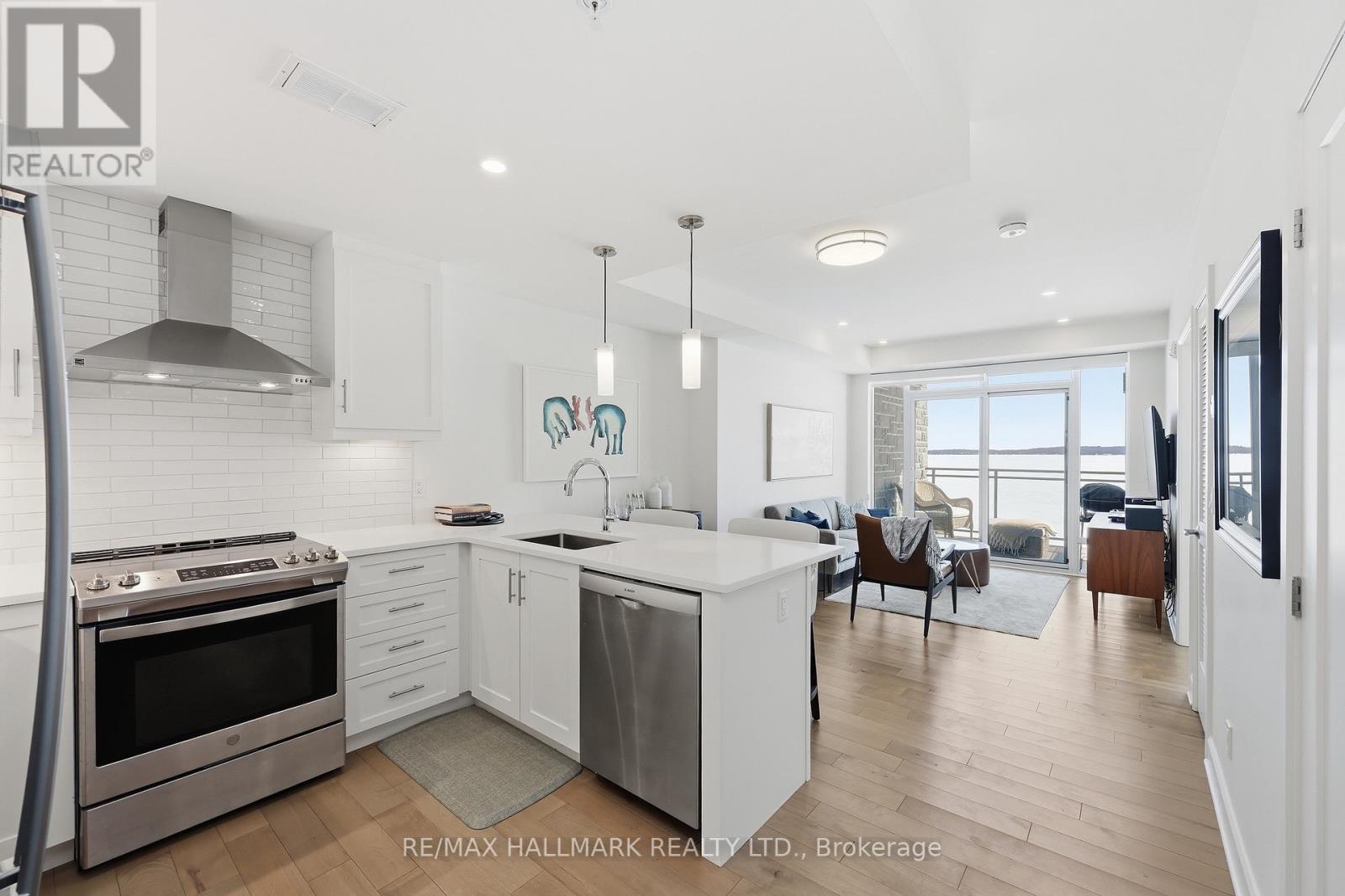 318 - 129b South Street, Gananoque, Ontario  K7G 0B1 - Photo 6 - X12843444