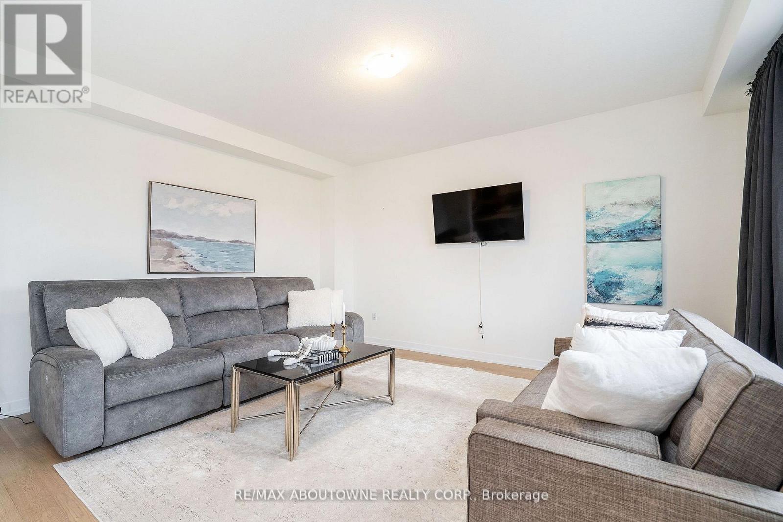 57 Monteith Drive, Brantford, Ontario  N3T 0W6 - Photo 15 - X12843472