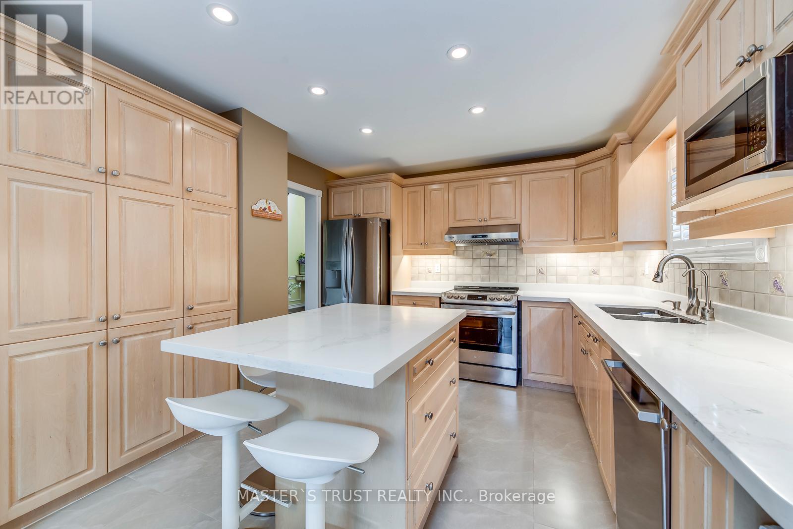 5428 Edencroft Crescent, Mississauga, Ontario  L5M 4M7 - Photo 15 - W12842912