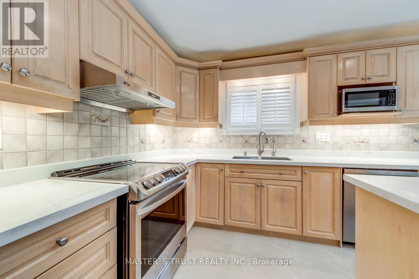 5428 Edencroft Crescent, Mississauga, Ontario  L5M 4M7 - Photo 13 - W12842912