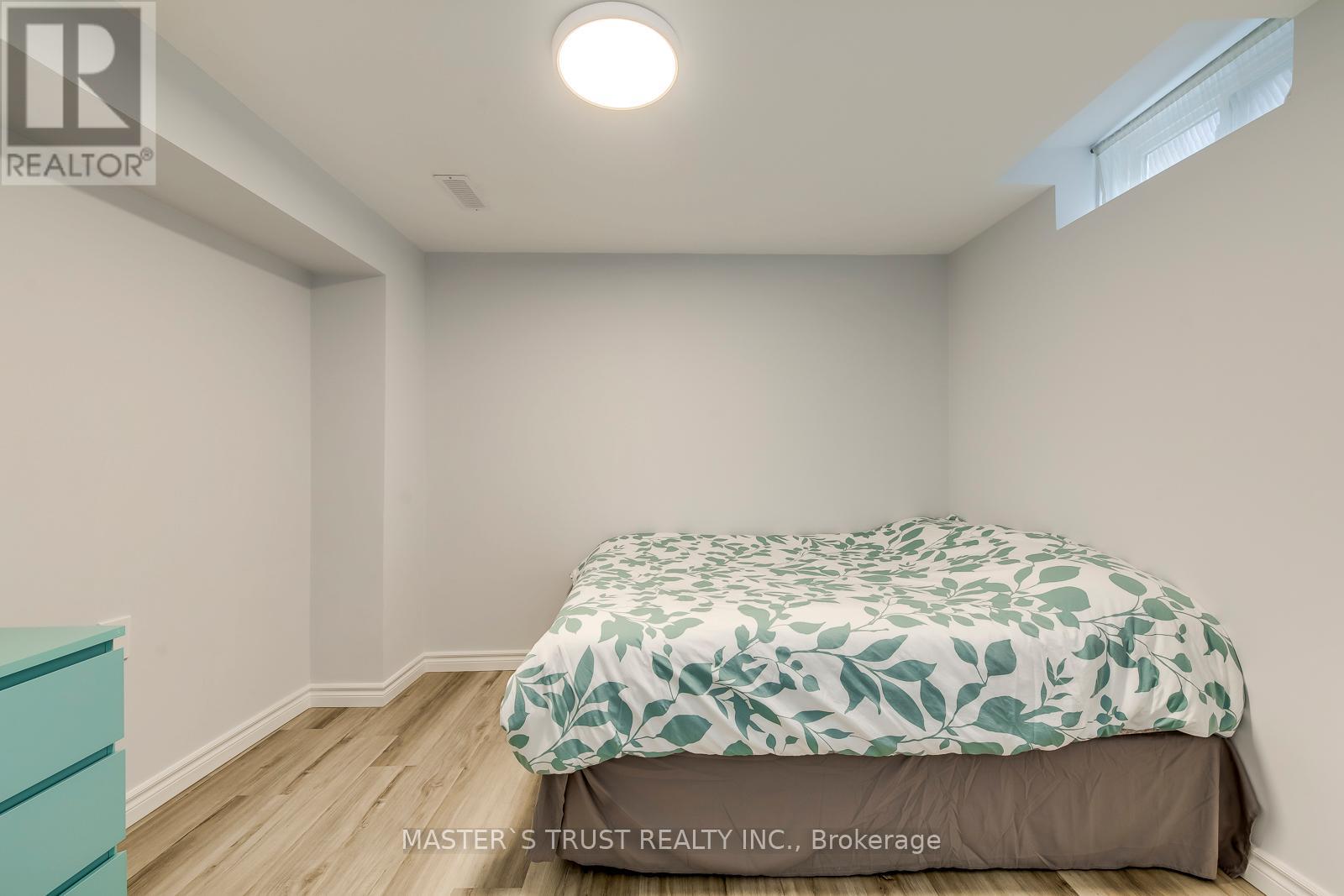 5428 Edencroft Crescent, Mississauga, Ontario  L5M 4M7 - Photo 36 - W12842912