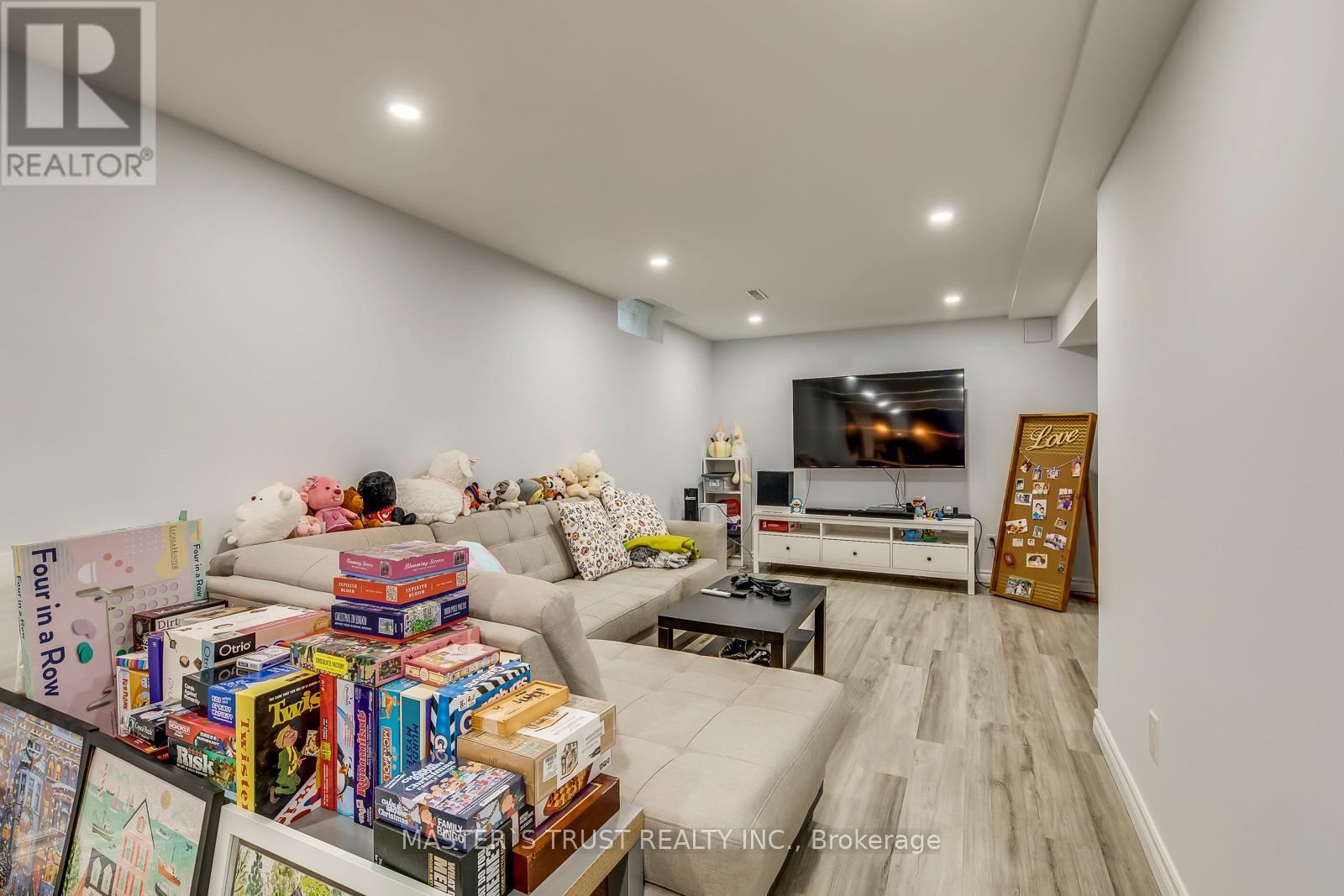 5428 Edencroft Crescent, Mississauga, Ontario  L5M 4M7 - Photo 32 - W12842912