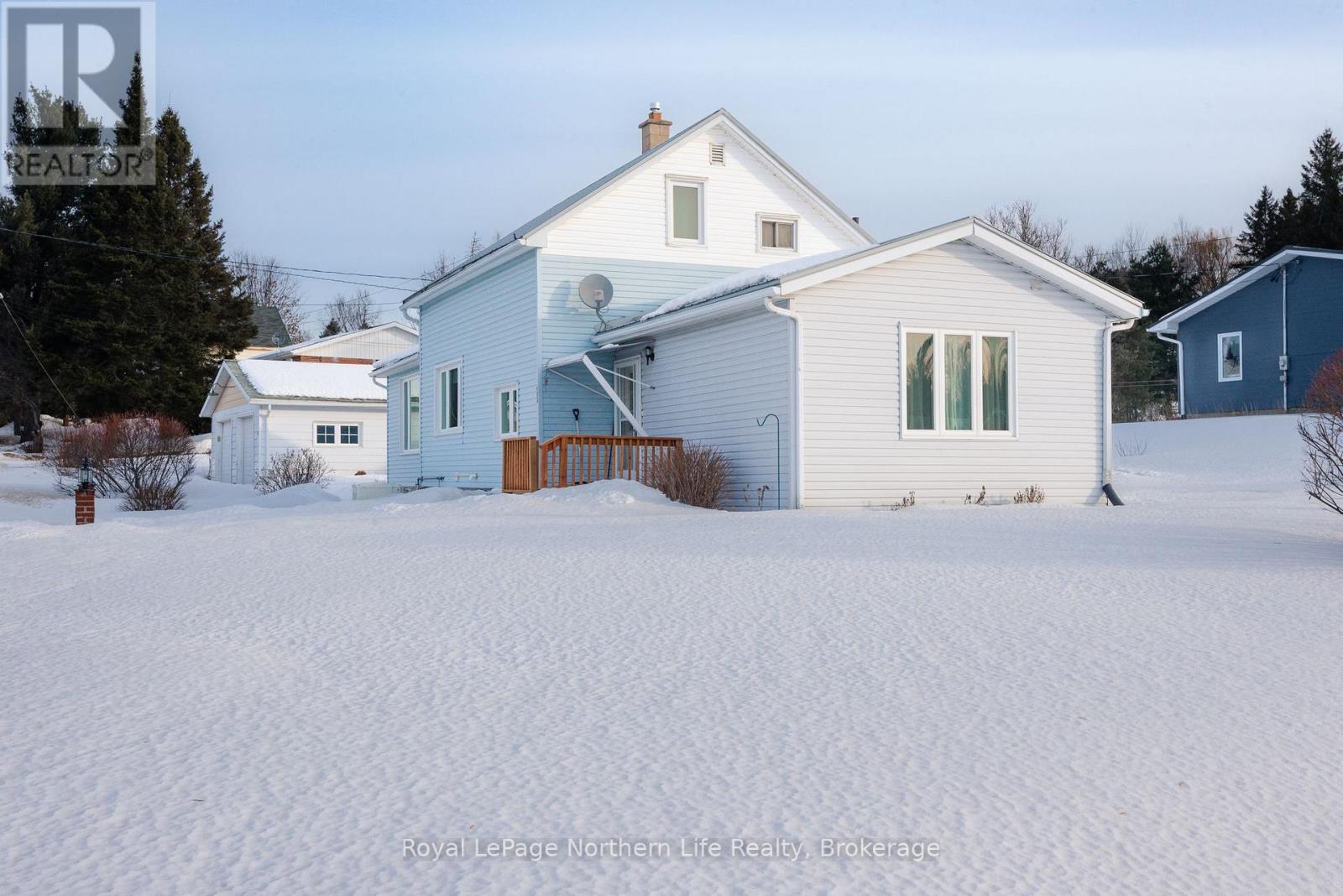 404 MAIN STREET, Powassan, Ontario