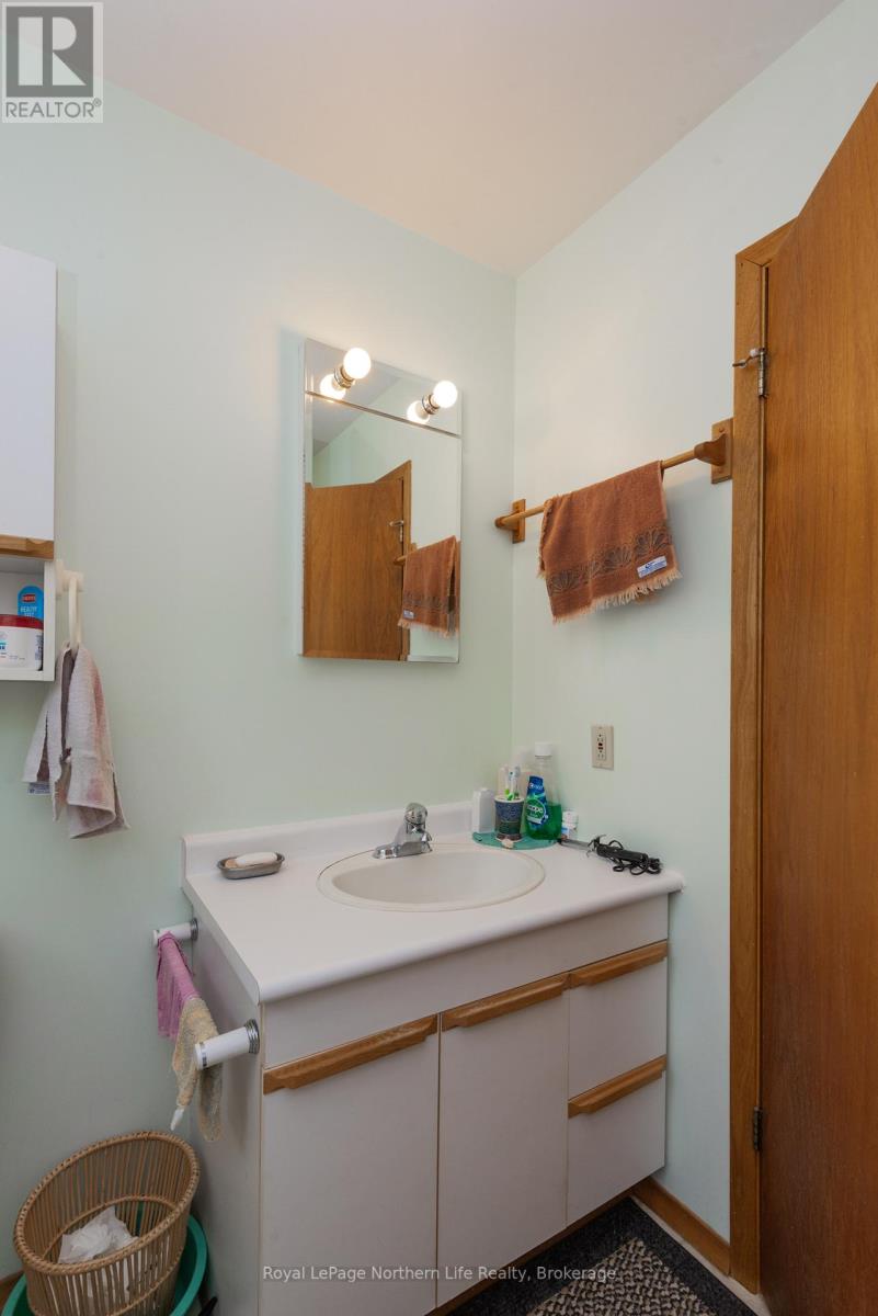 404 Main Street, Powassan, Ontario  P0H 1Z0 - Photo 19 - X12843532