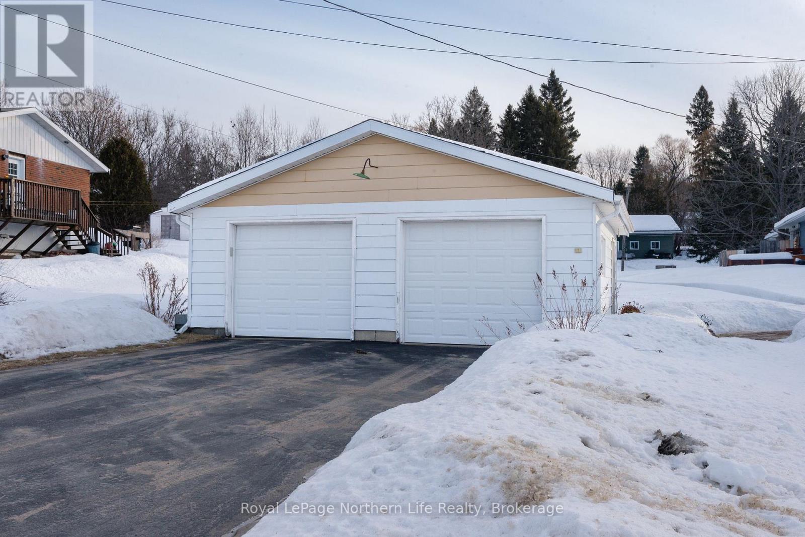 404 Main Street, Powassan, Ontario  P0H 1Z0 - Photo 46 - X12843532