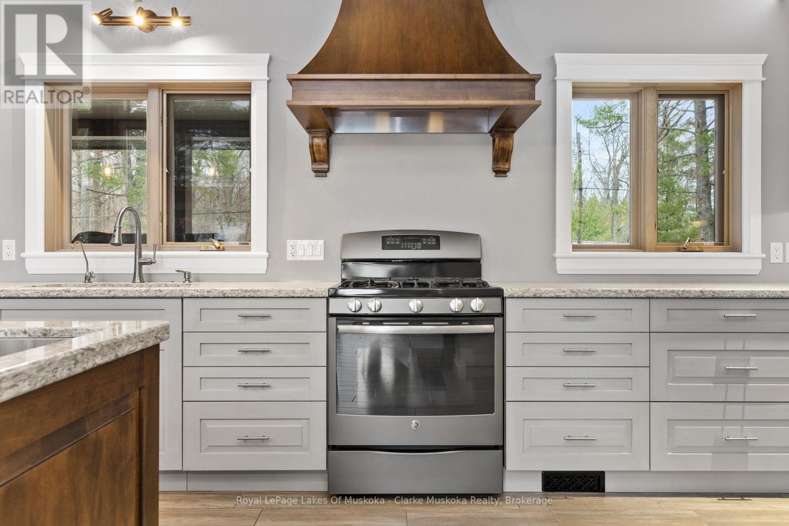 3298 Seydel Lane, Severn, Ontario  L0K 1E0 - Photo 13 - S12843540