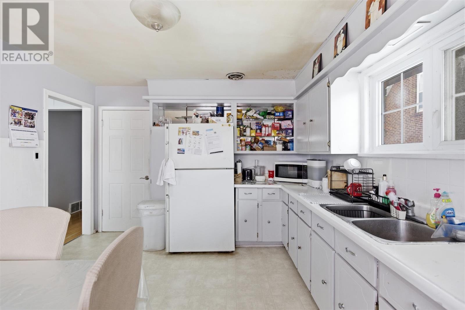 406 Korah Rd, Sault Ste. Marie, Ontario  P6C 4H6 - Photo 6 - SM260294