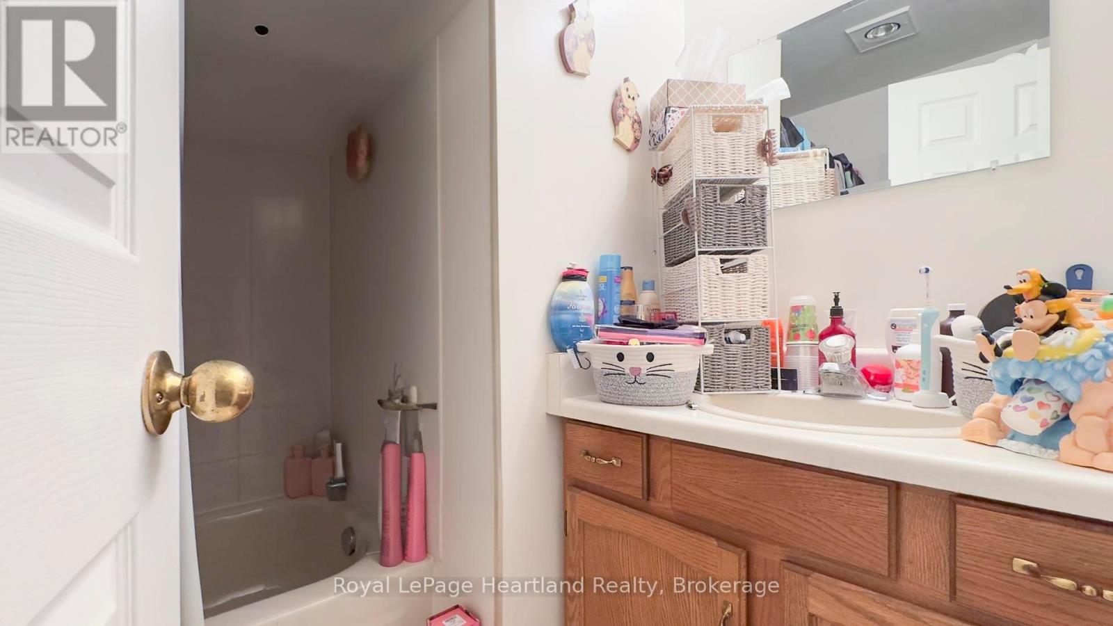 91 Anglesea Street, Goderich, Ontario  N7A 1V2 - Photo 13 - X12843524