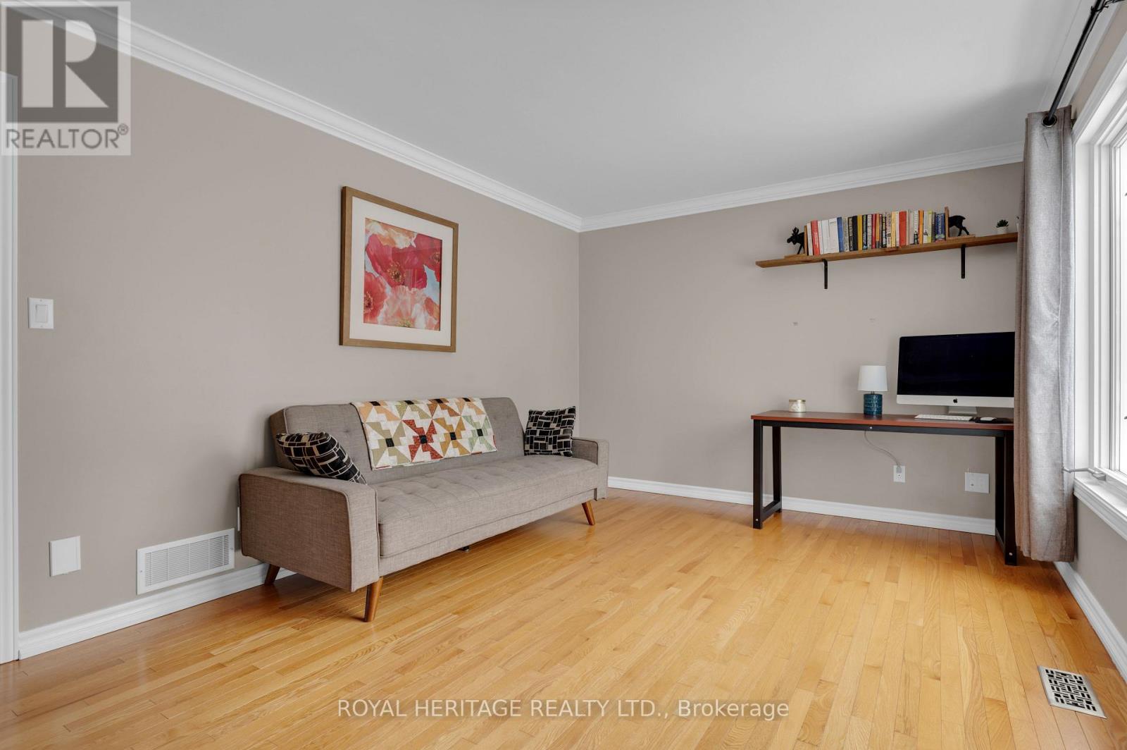 92 Parkview Heights, Quinte West (Murray Ward), Ontario  K8V 6P5 - Photo 2 - X12843568