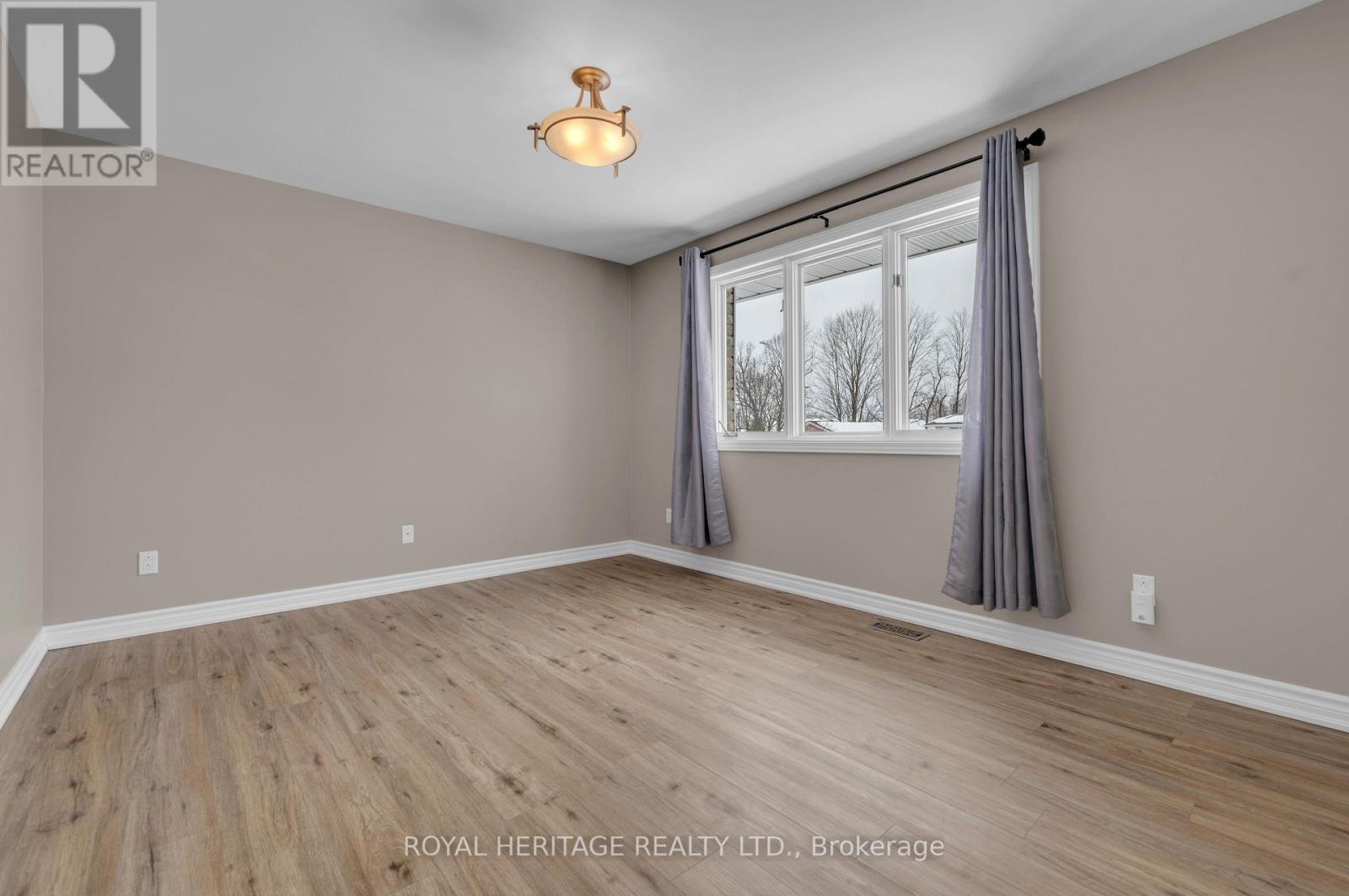 92 Parkview Heights, Quinte West (Murray Ward), Ontario  K8V 6P5 - Photo 20 - X12843568