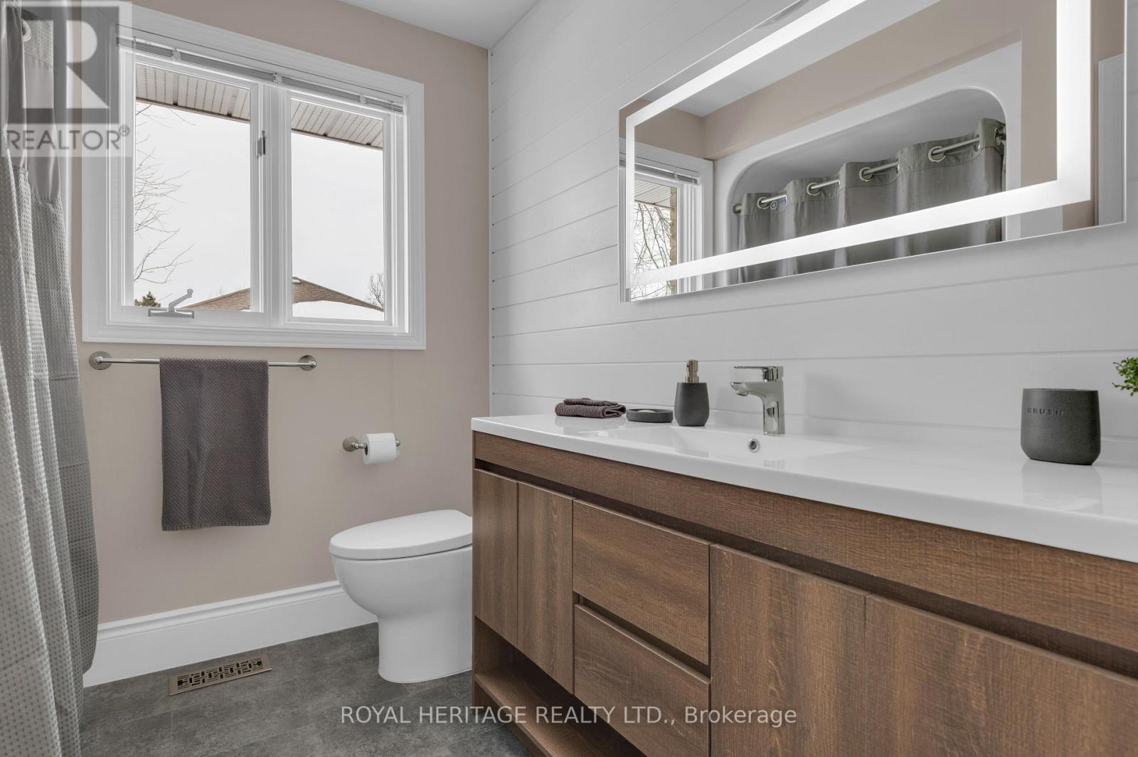 92 Parkview Heights, Quinte West (Murray Ward), Ontario  K8V 6P5 - Photo 22 - X12843568