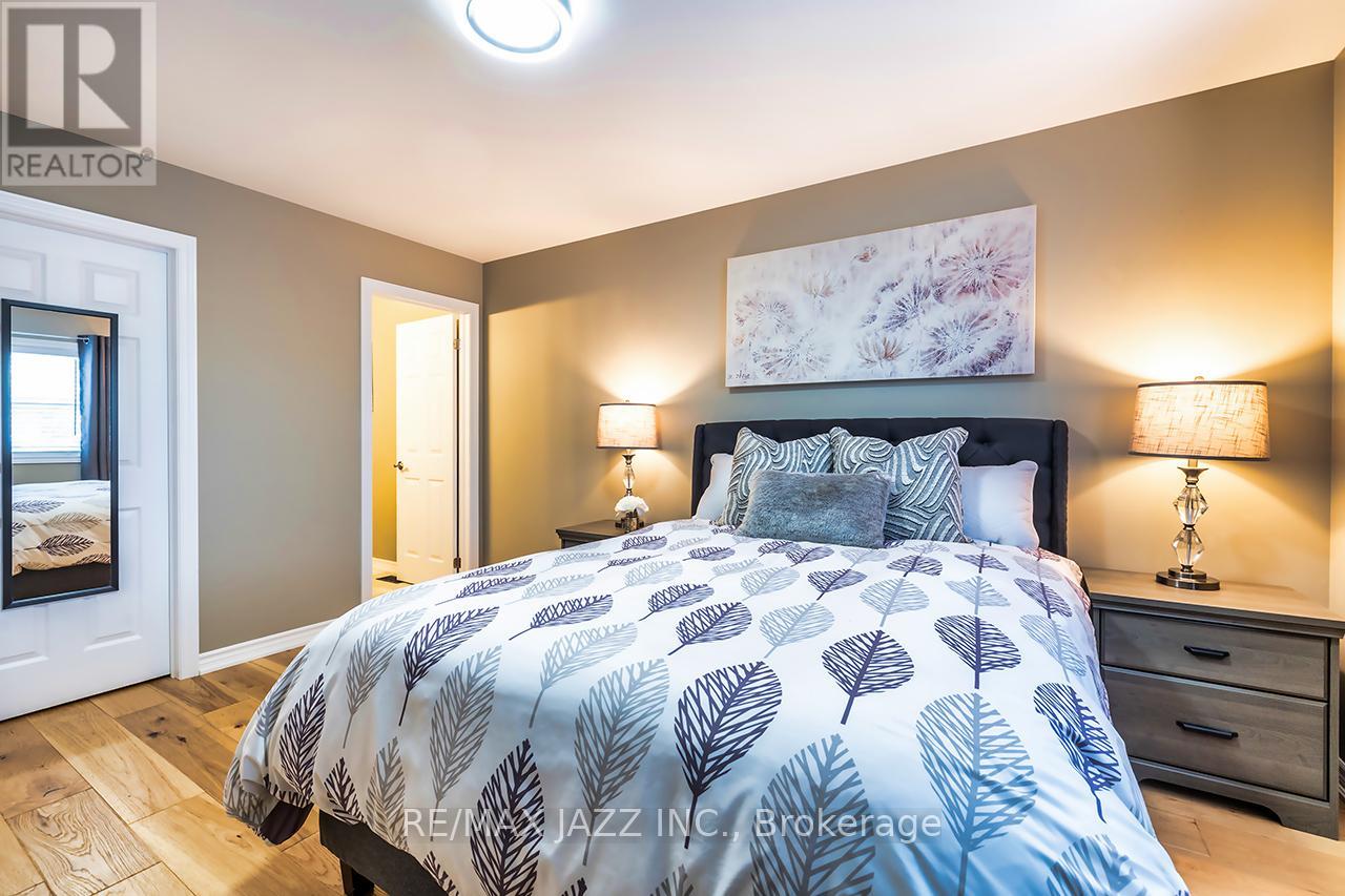 706 Ontario Street, Cobourg, Ontario  K9A 3C5 - Photo 18 - X12843640