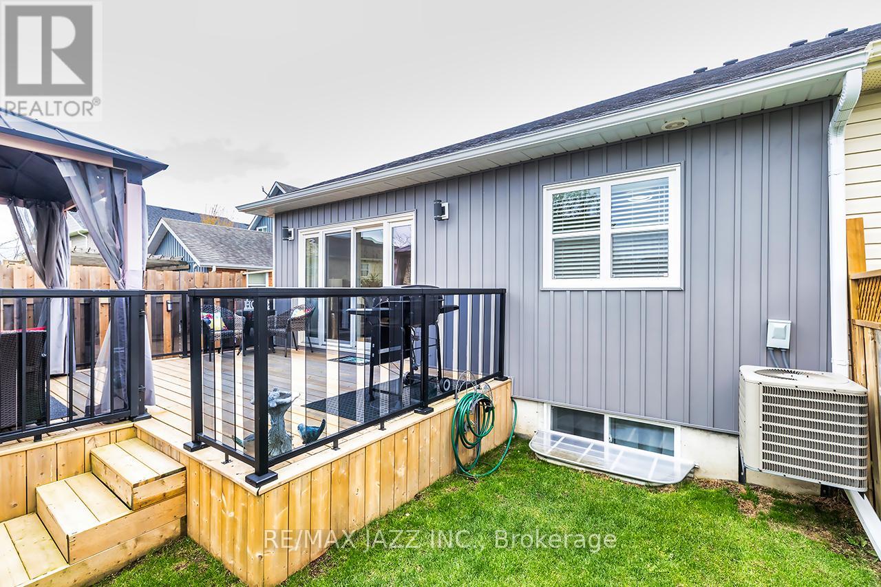 706 Ontario Street, Cobourg, Ontario  K9A 3C5 - Photo 33 - X12843640