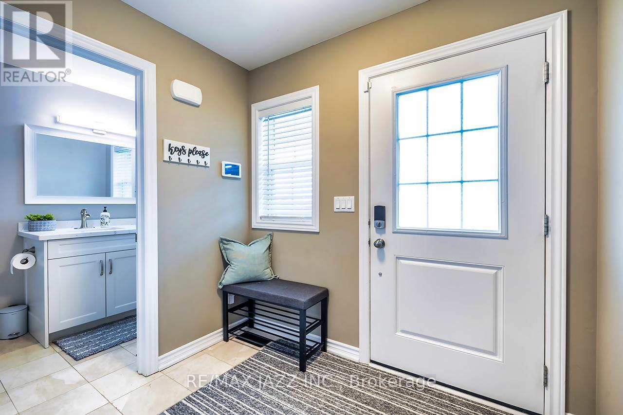 706 Ontario Street, Cobourg, Ontario  K9A 3C5 - Photo 5 - X12843640