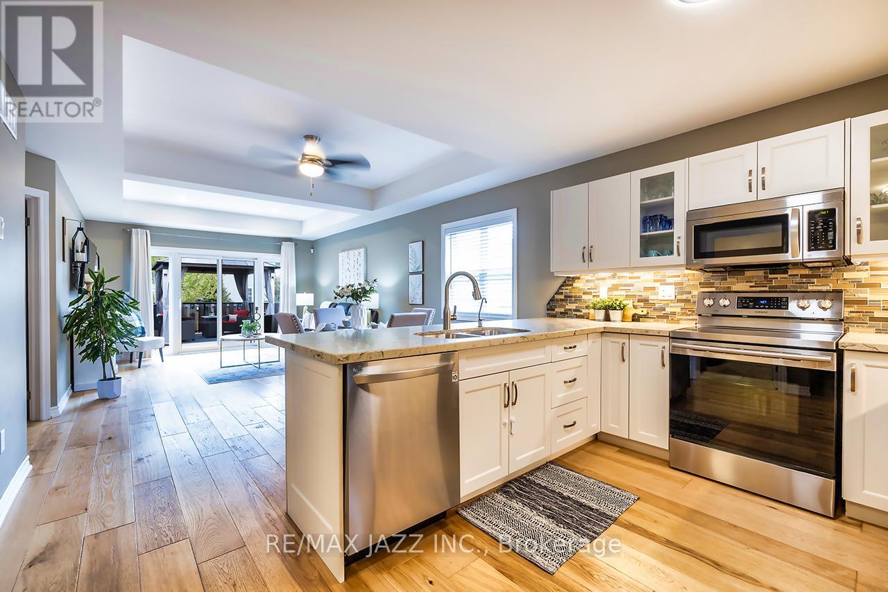 706 Ontario Street, Cobourg, Ontario  K9A 3C5 - Photo 8 - X12843640