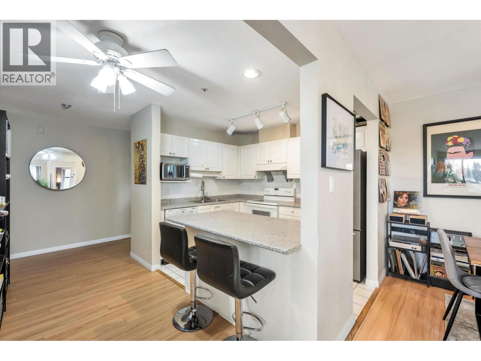 411 2968 Burlington Drive, Coquitlam, British Columbia  V3B 7N4 - Photo 12 - R3095150