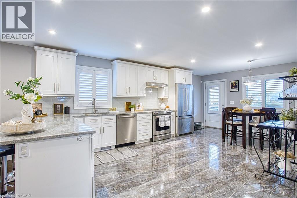 43 Sauer Avenue, Welland, Ontario  L3B 0C7 - Photo 10 - 40774000