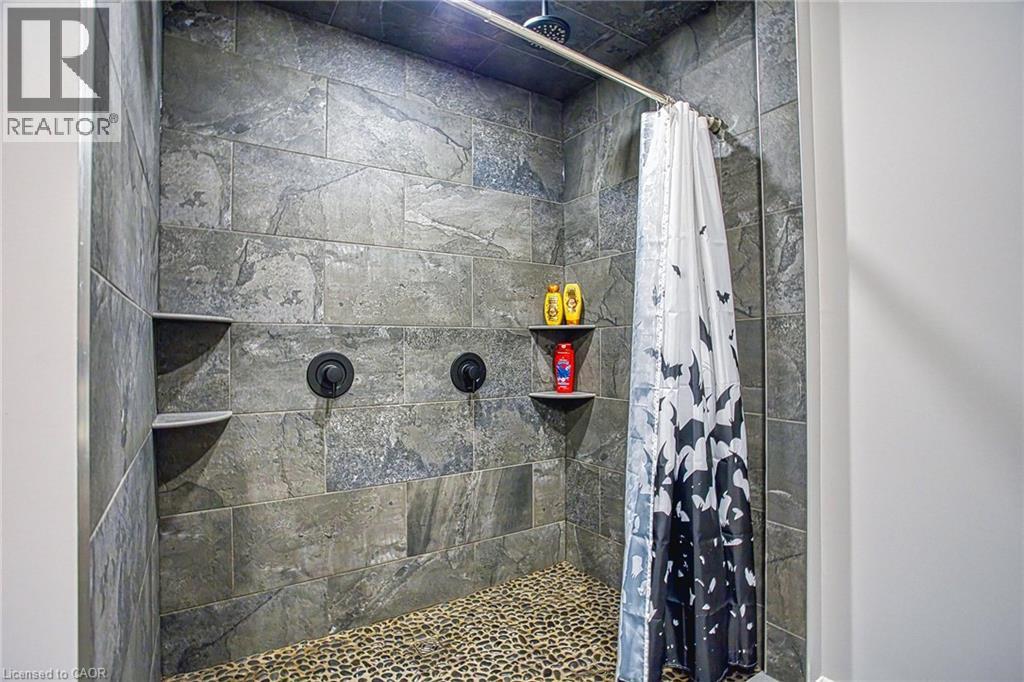 43 Sauer Avenue, Welland, Ontario  L3B 0C7 - Photo 25 - 40774000