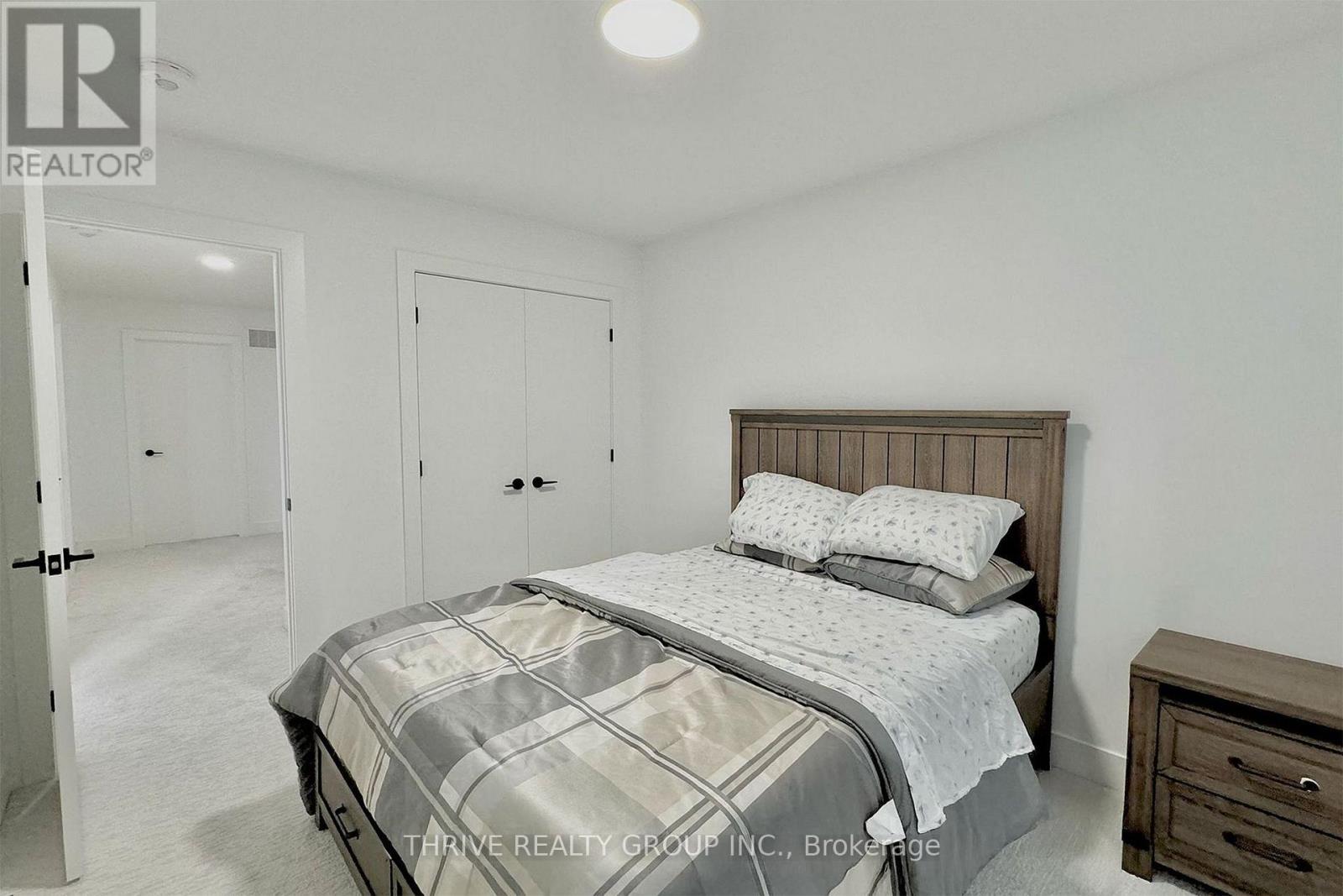 1979 Upperpoint Gate, London South, Ontario  N6K 0L2 - Photo 21 - X12843548