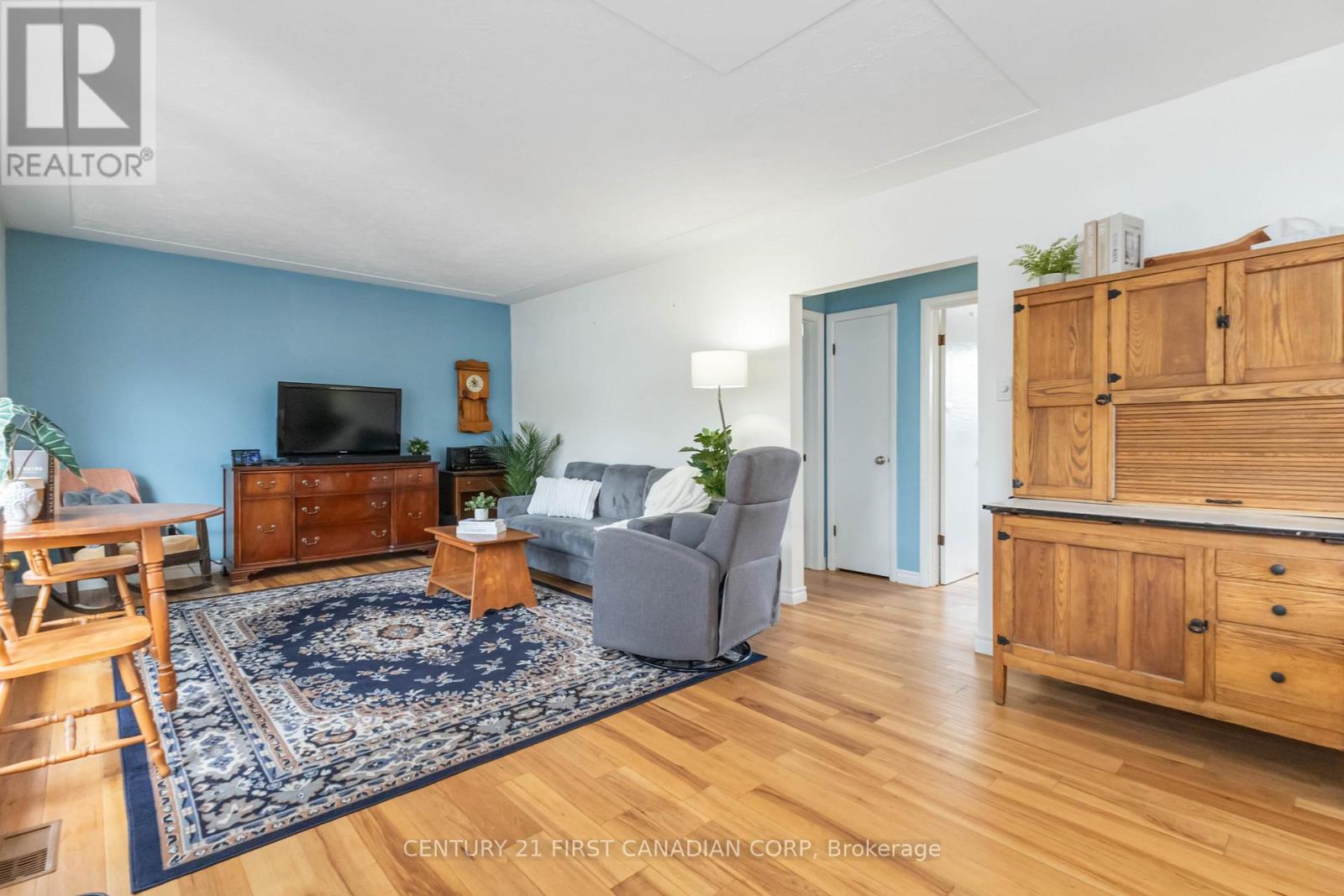 91 Biscay Road, London North, Ontario  N6H 3K8 - Photo 8 - X12843600