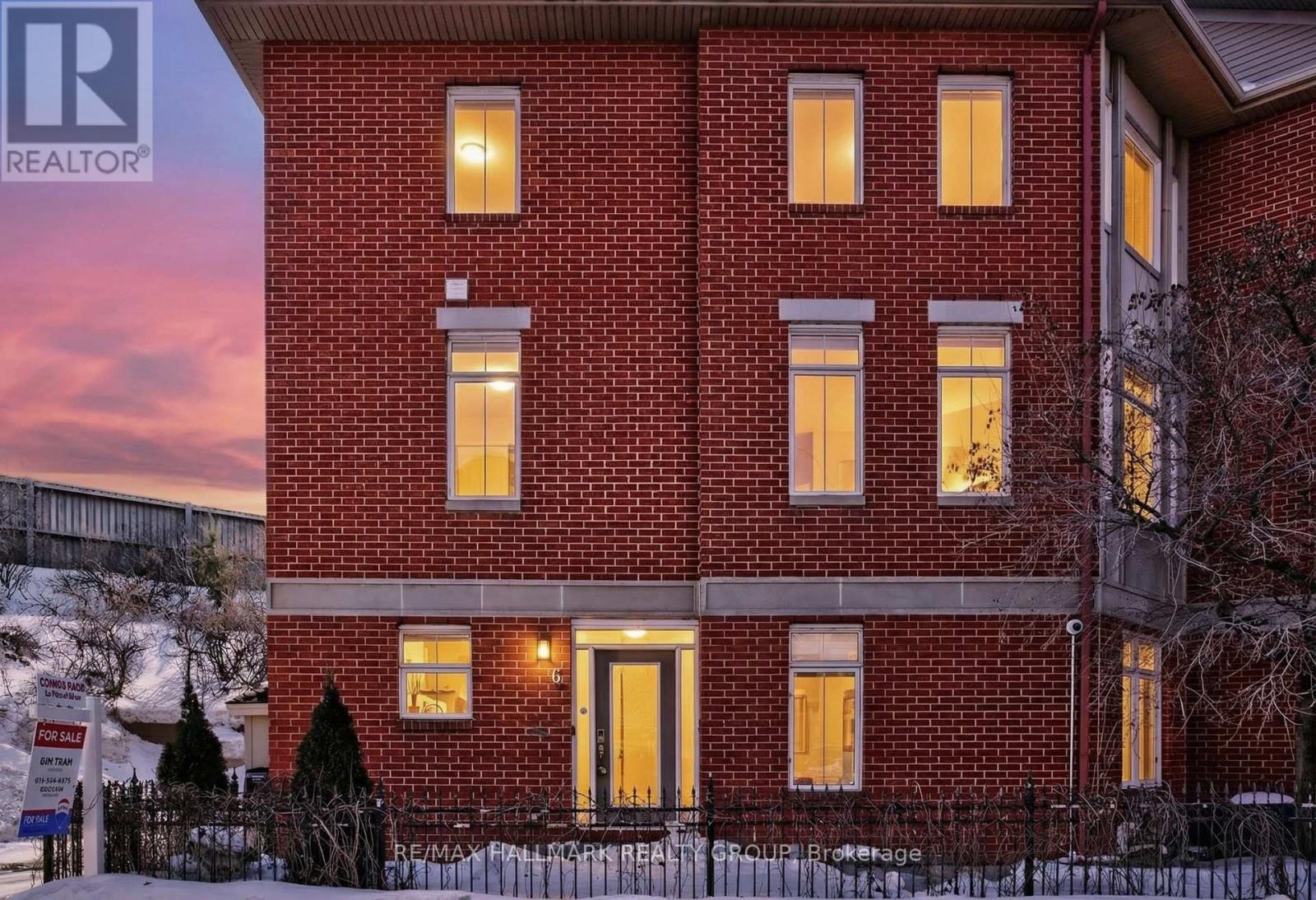 6 HARVEY STREET, Ottawa, Ontario