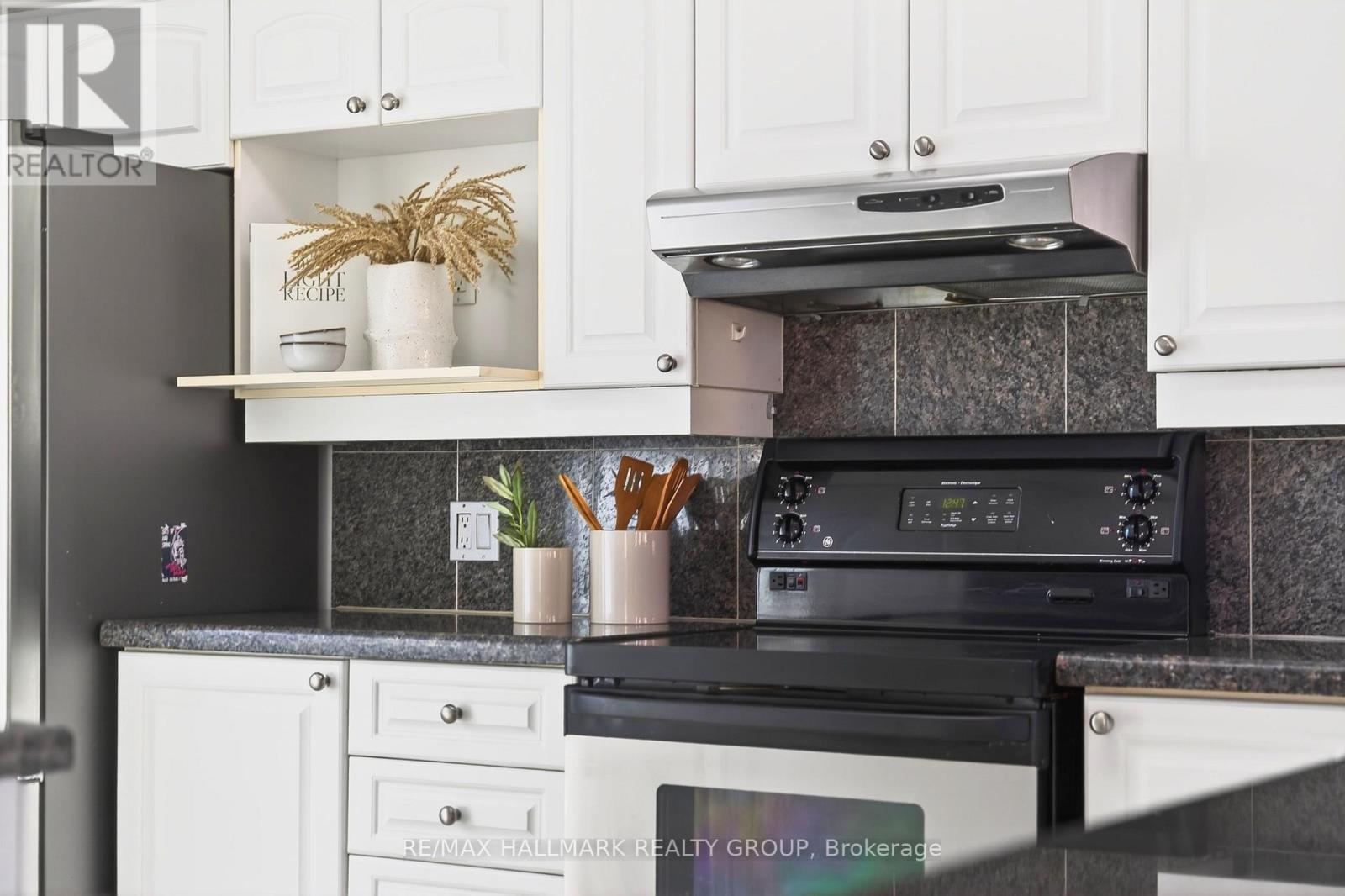 6 Harvey Street, Ottawa, Ontario  K1S 5S4 - Photo 25 - X12843620