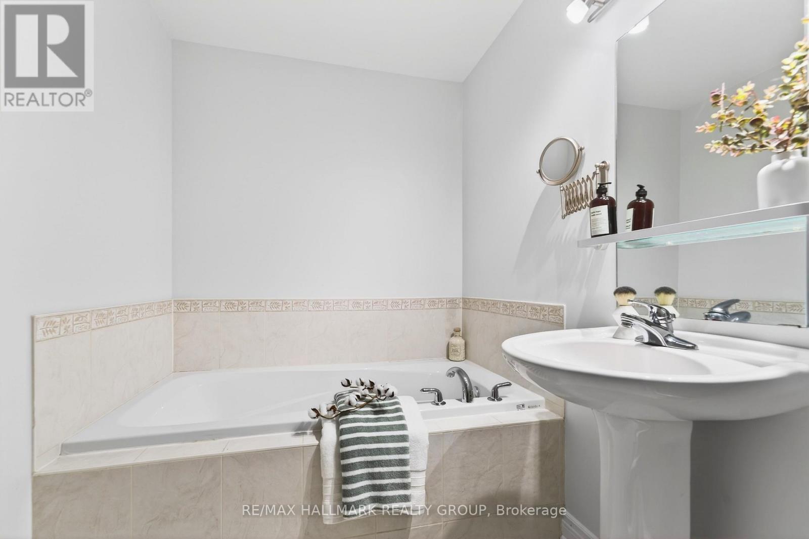 6 Harvey Street, Ottawa, Ontario  K1S 5S4 - Photo 40 - X12843620