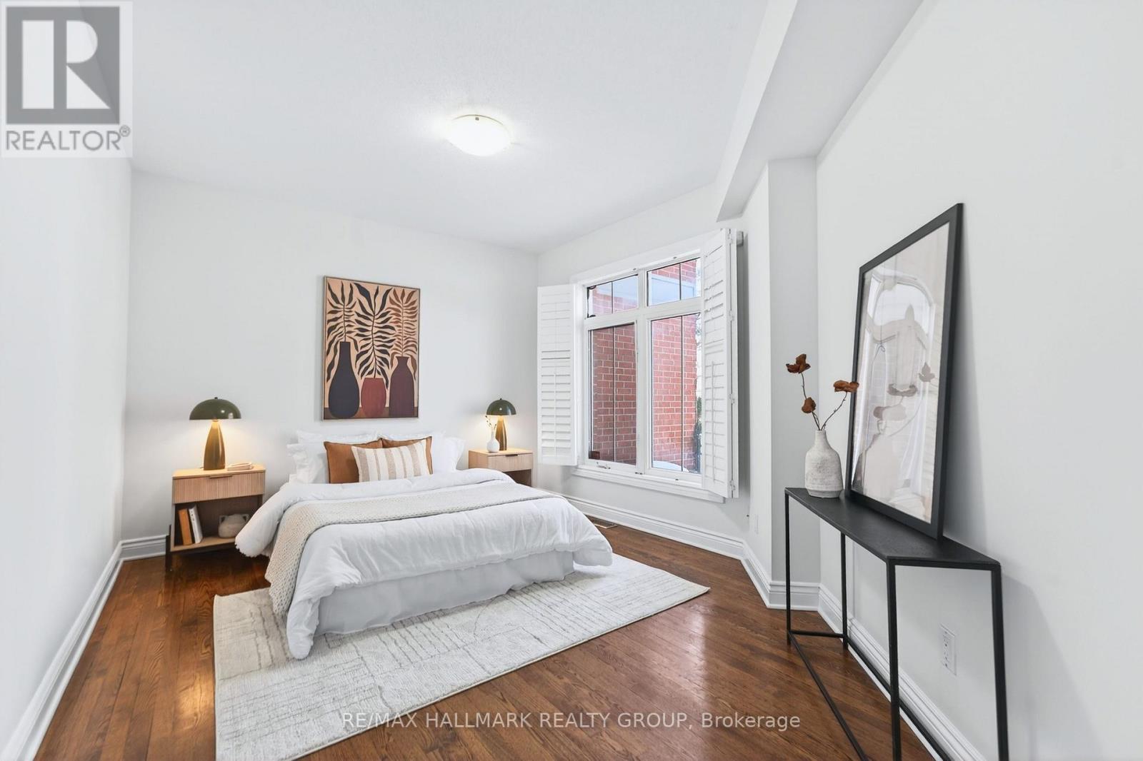 6 Harvey Street, Ottawa, Ontario  K1S 5S4 - Photo 5 - X12843620